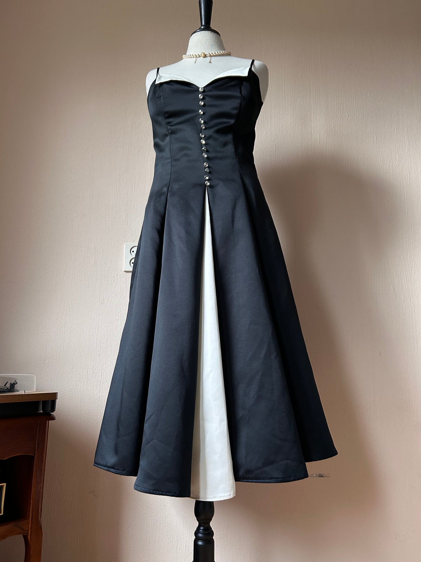 Vera Mont gala dress