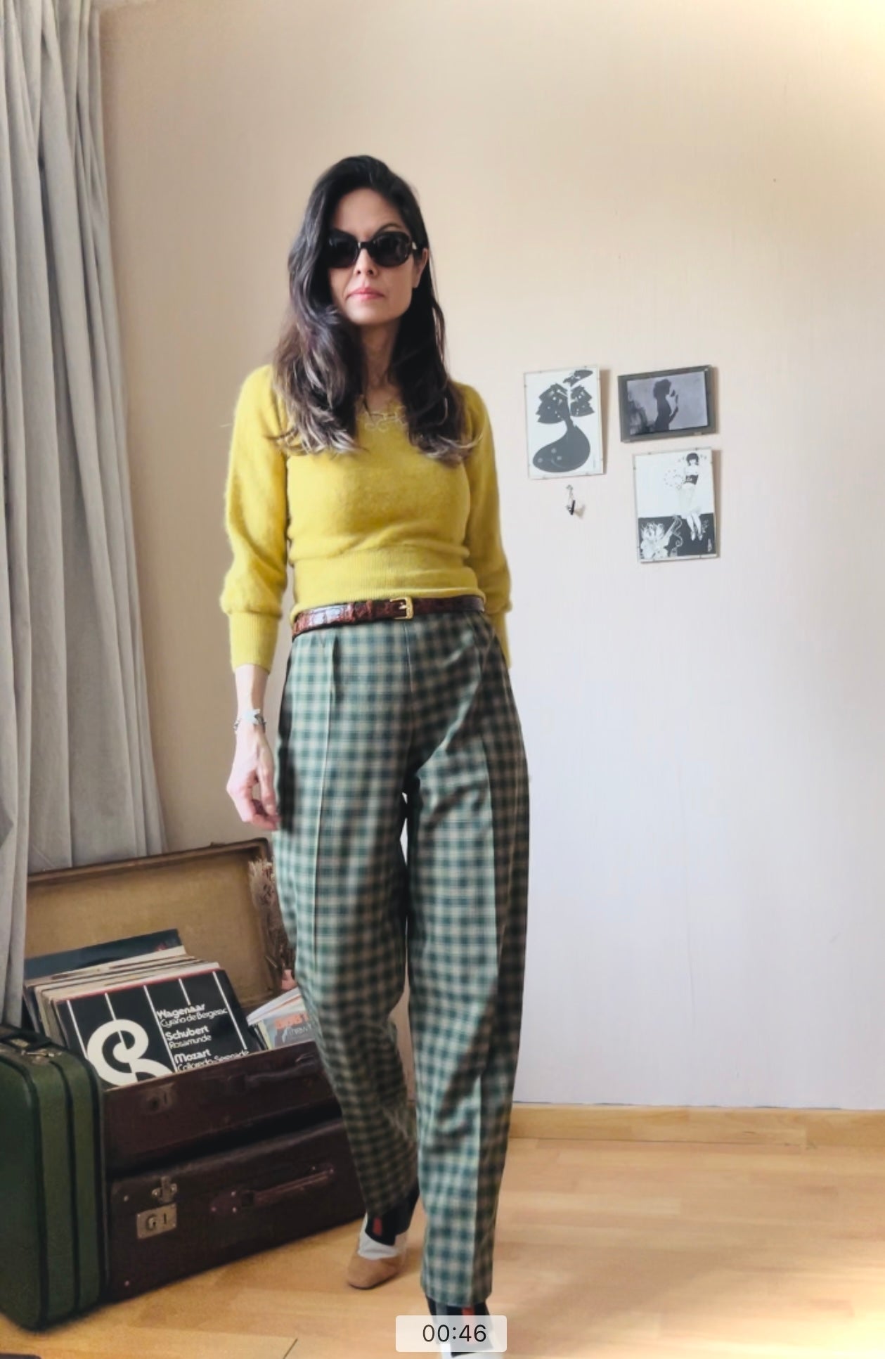 Pleated high waist plaid trousers