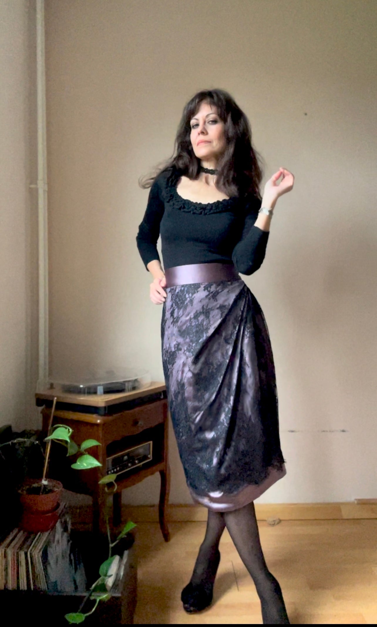 Vintage satin & lace cocktail skirt