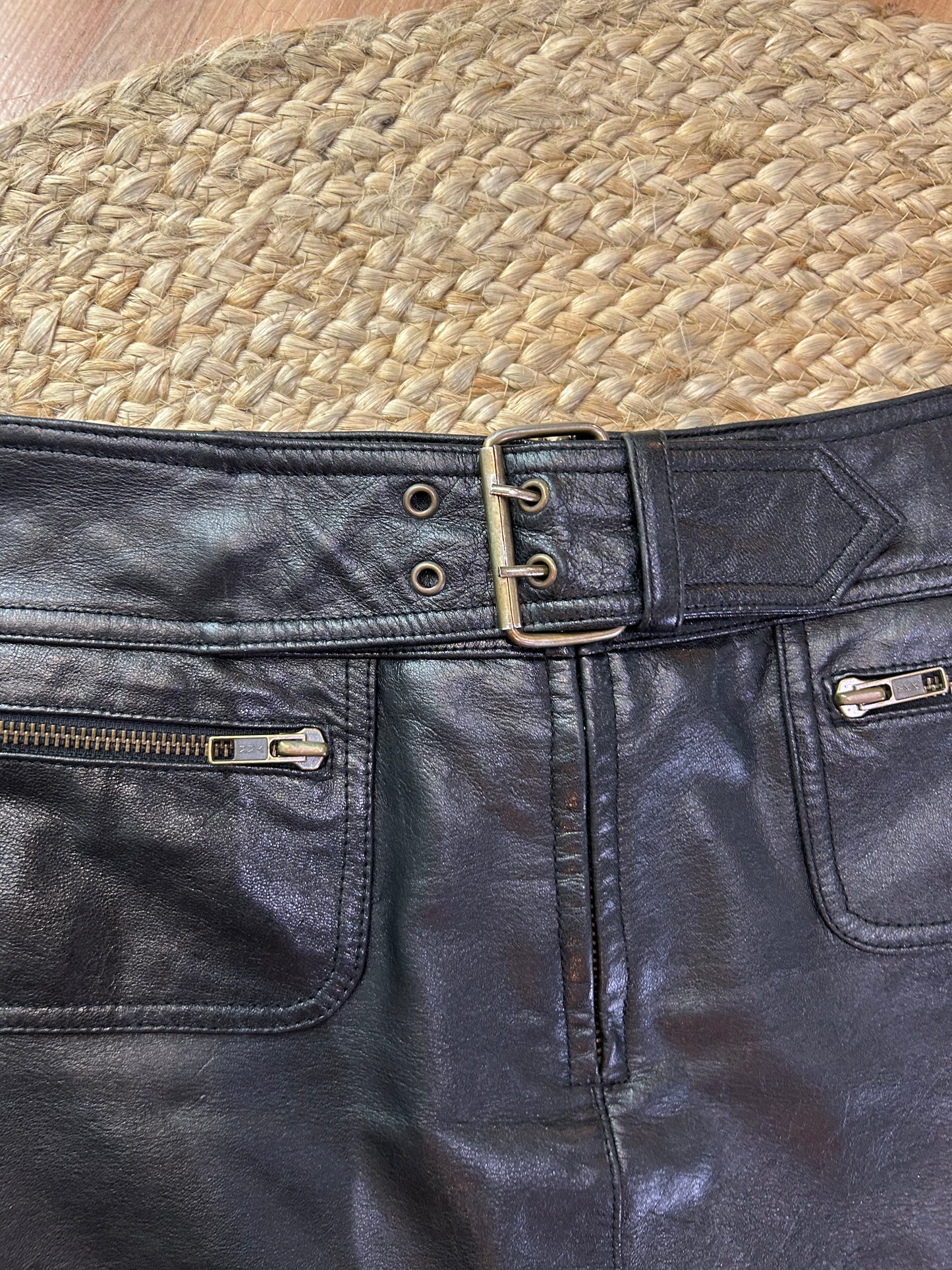 Mat Sui leather skirt