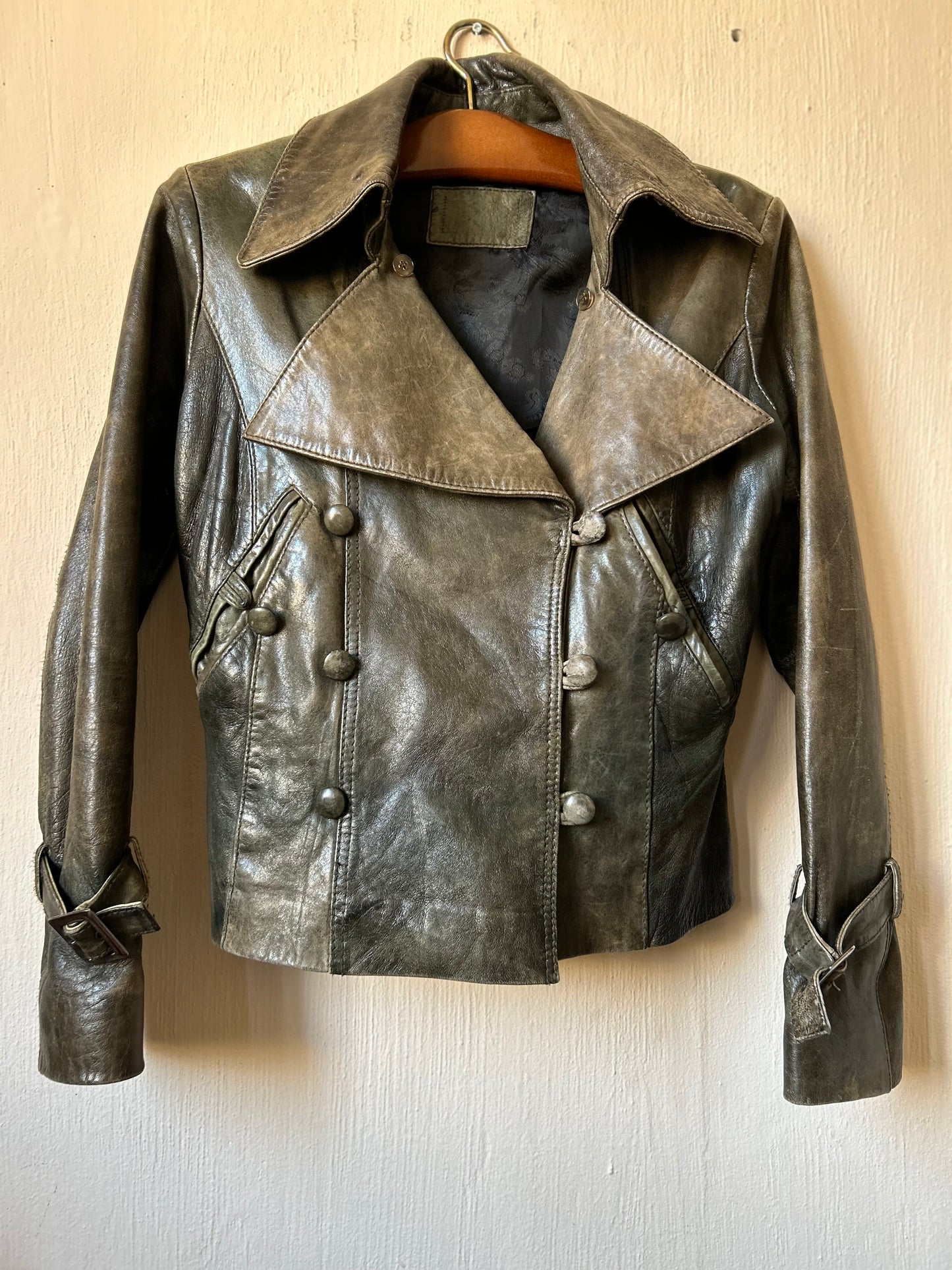 Vintage leather biker jack 42