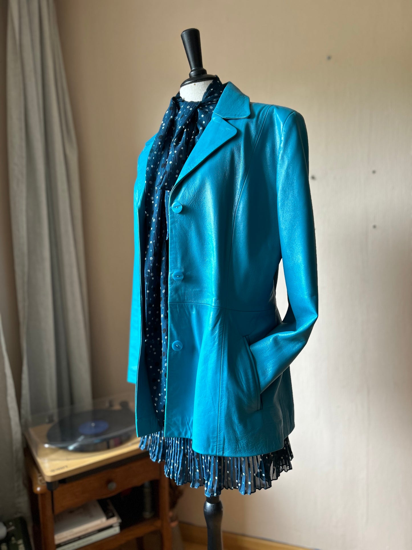 Turquoise leather jacket (XL)