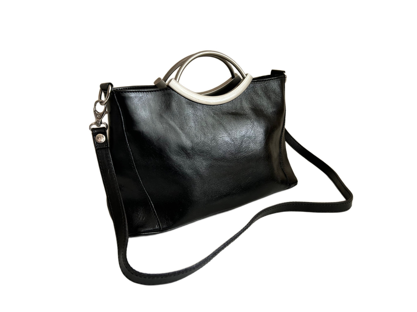 Vintage leather handbag