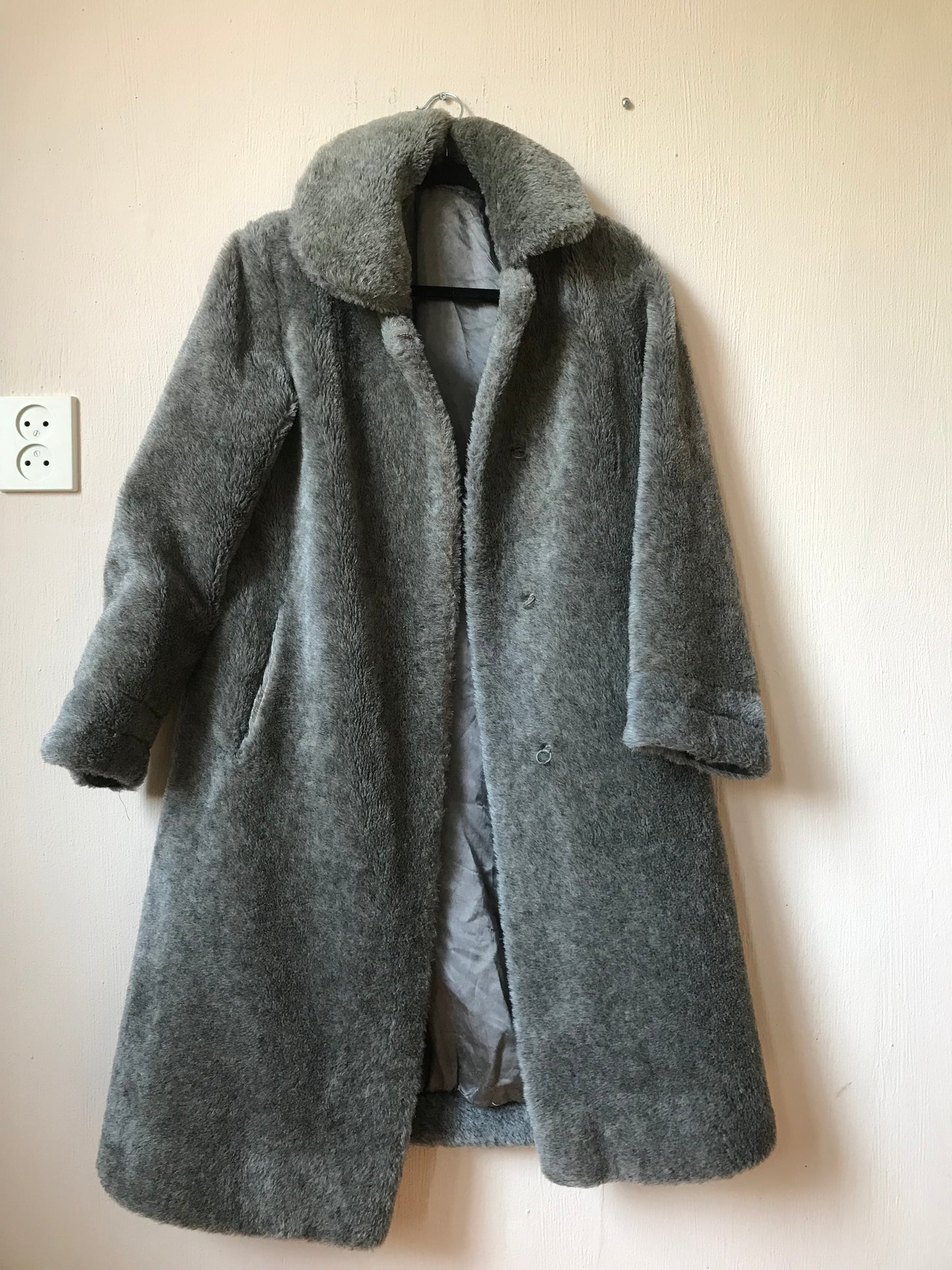 Peter Hahn lama coat