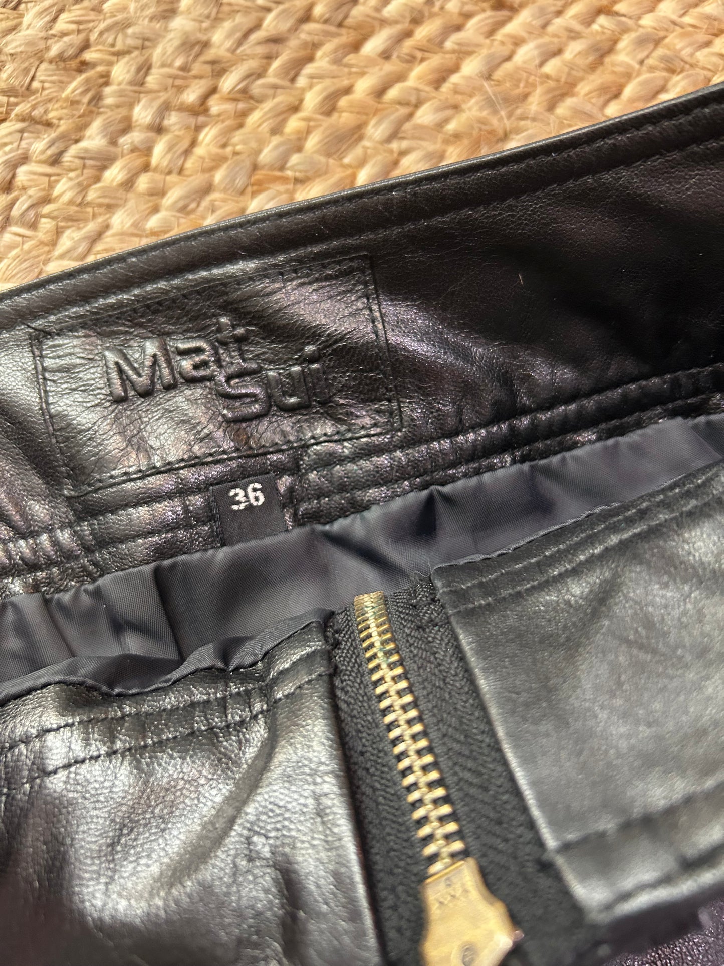 Mat Sui leather skirt