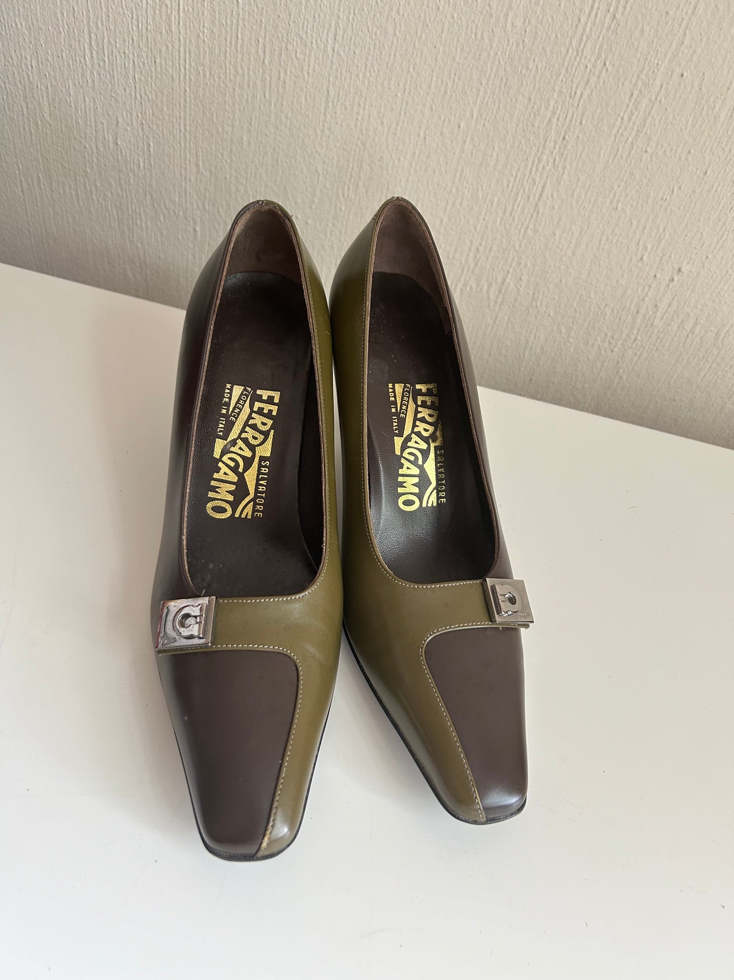 Salvatore Ferragamo low heel pumps