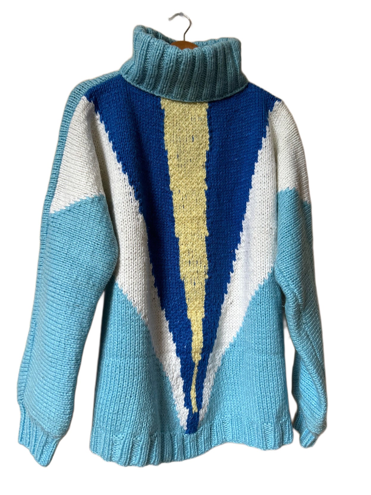 Vintage hand knit pullover