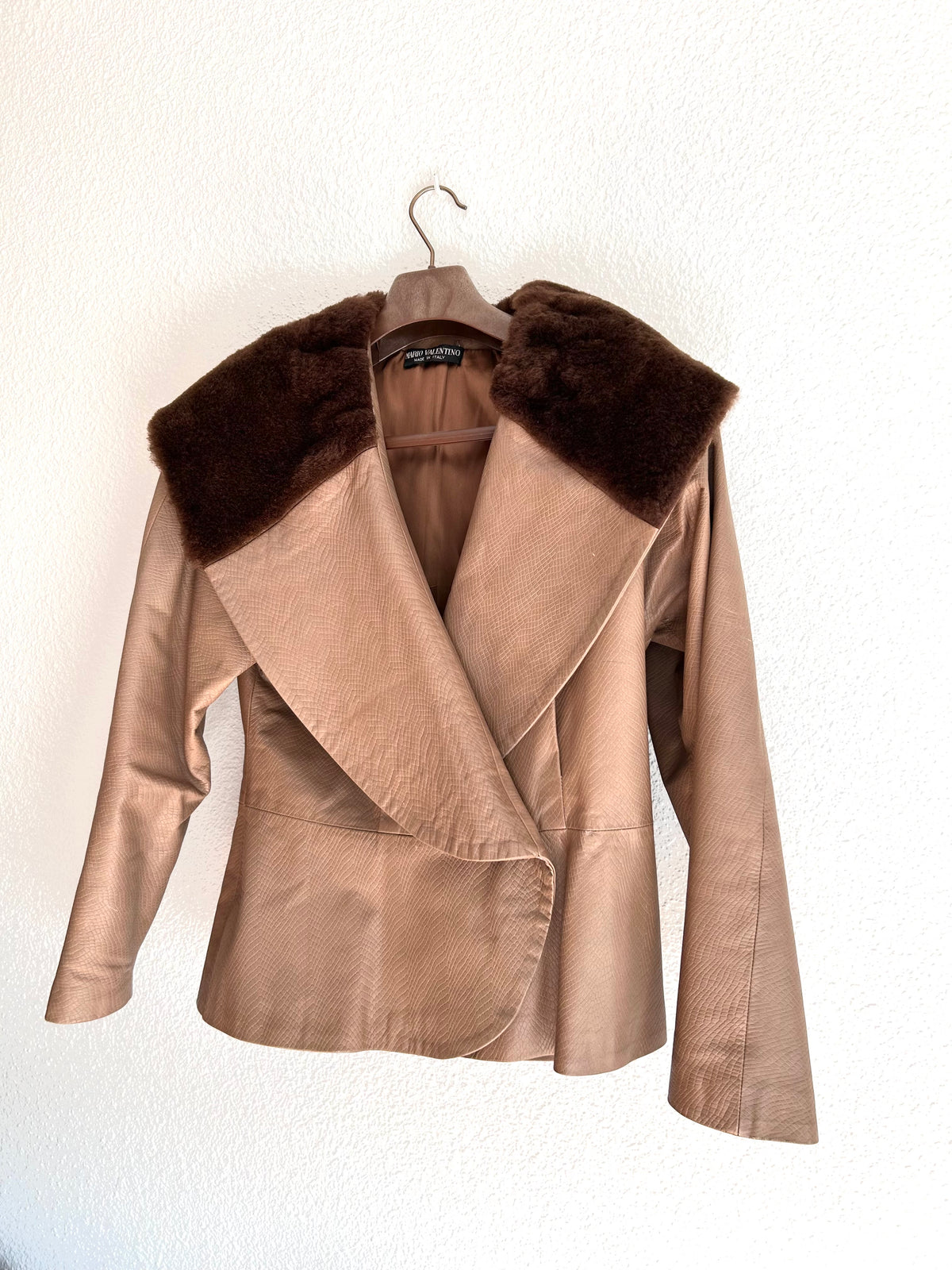 Mario Valentino leather jacket ( L)