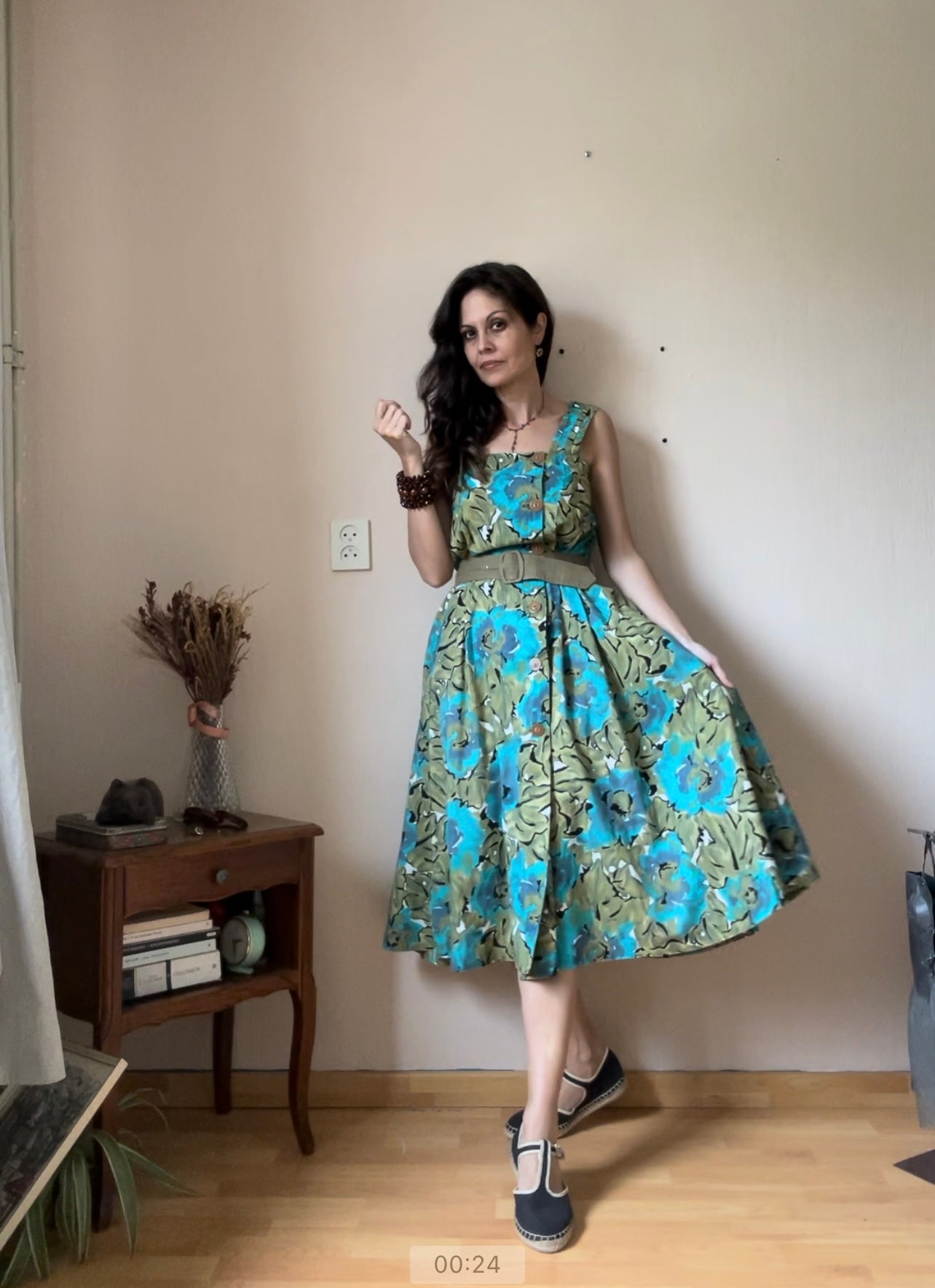 Belted vintage summer dress