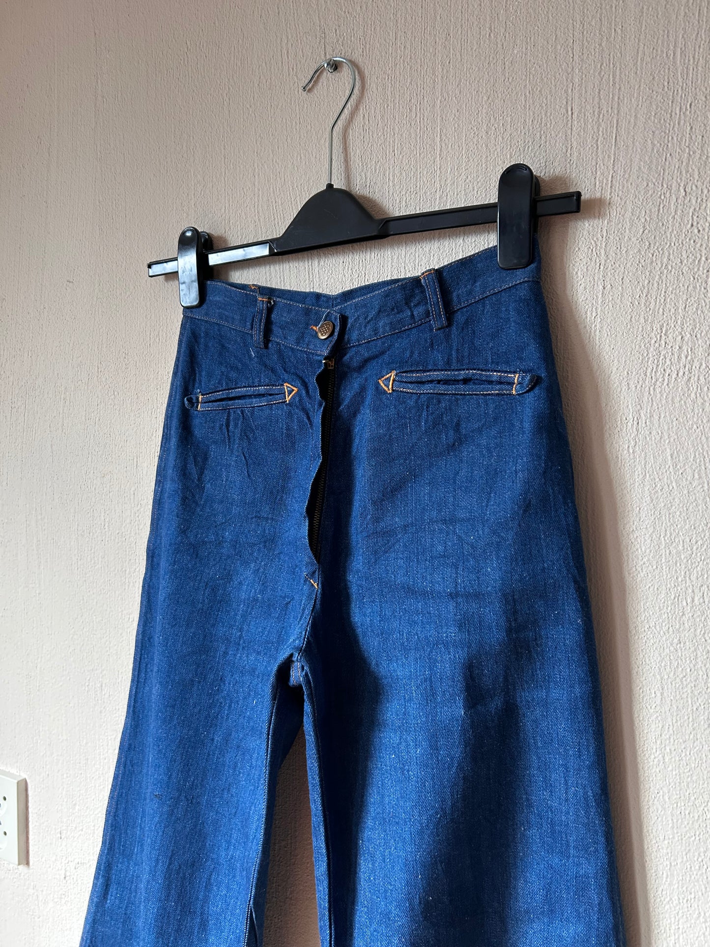 Jennigann 70s flared elephant jeans