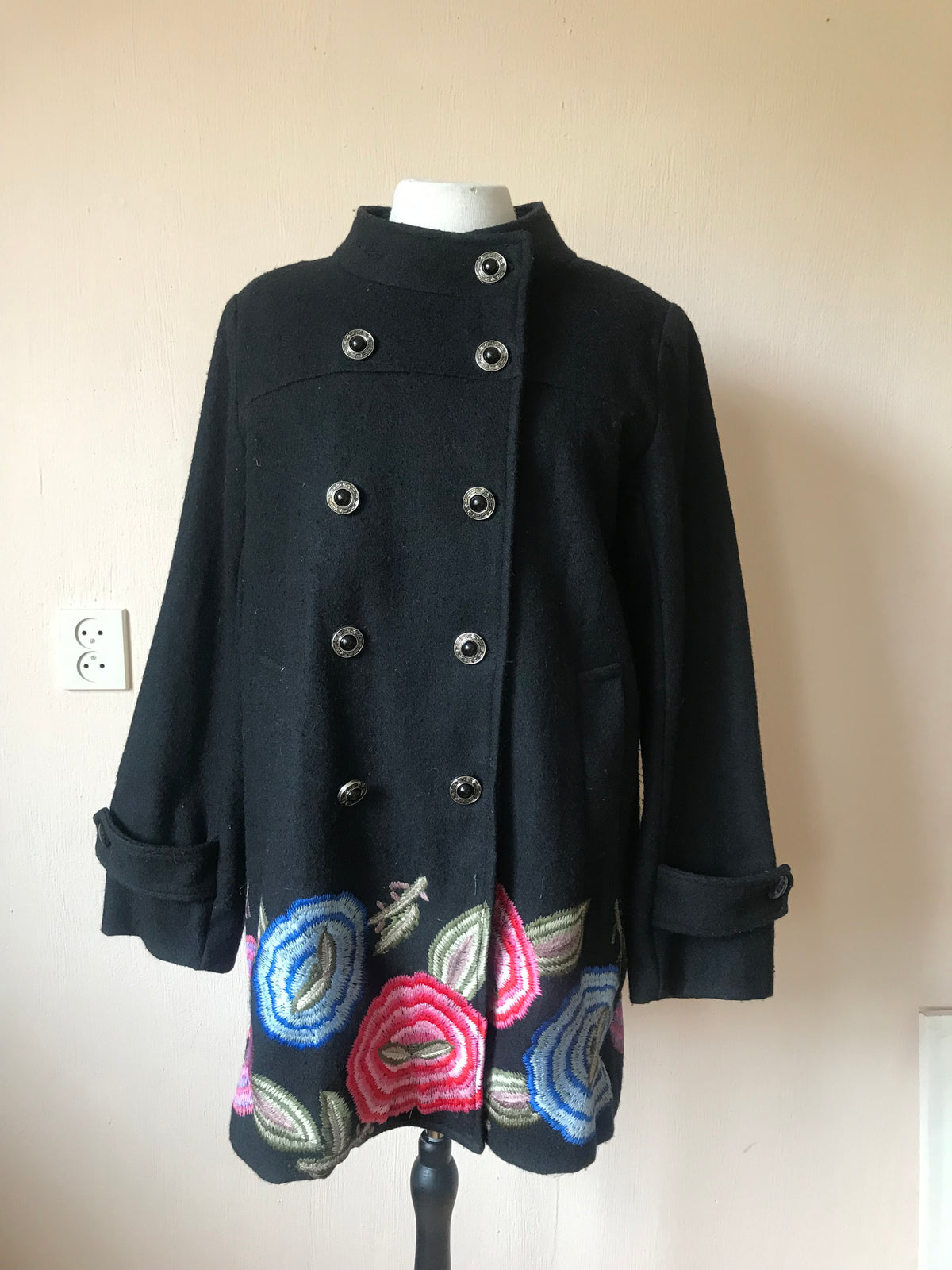 Rossella Carrara 100% Wool Embroidered Double-Breasted Coat
