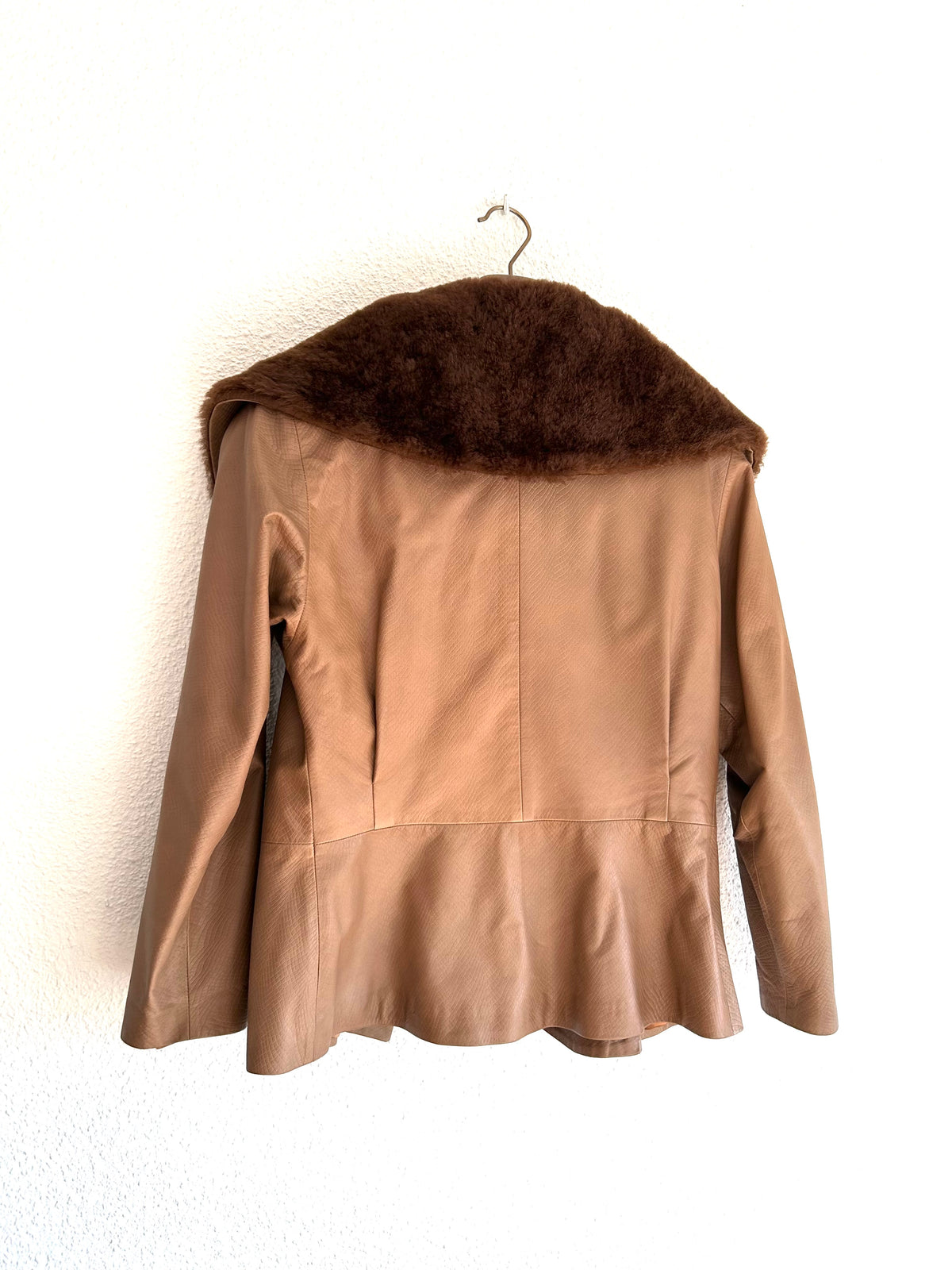 Mario Valentino leather jacket ( L)