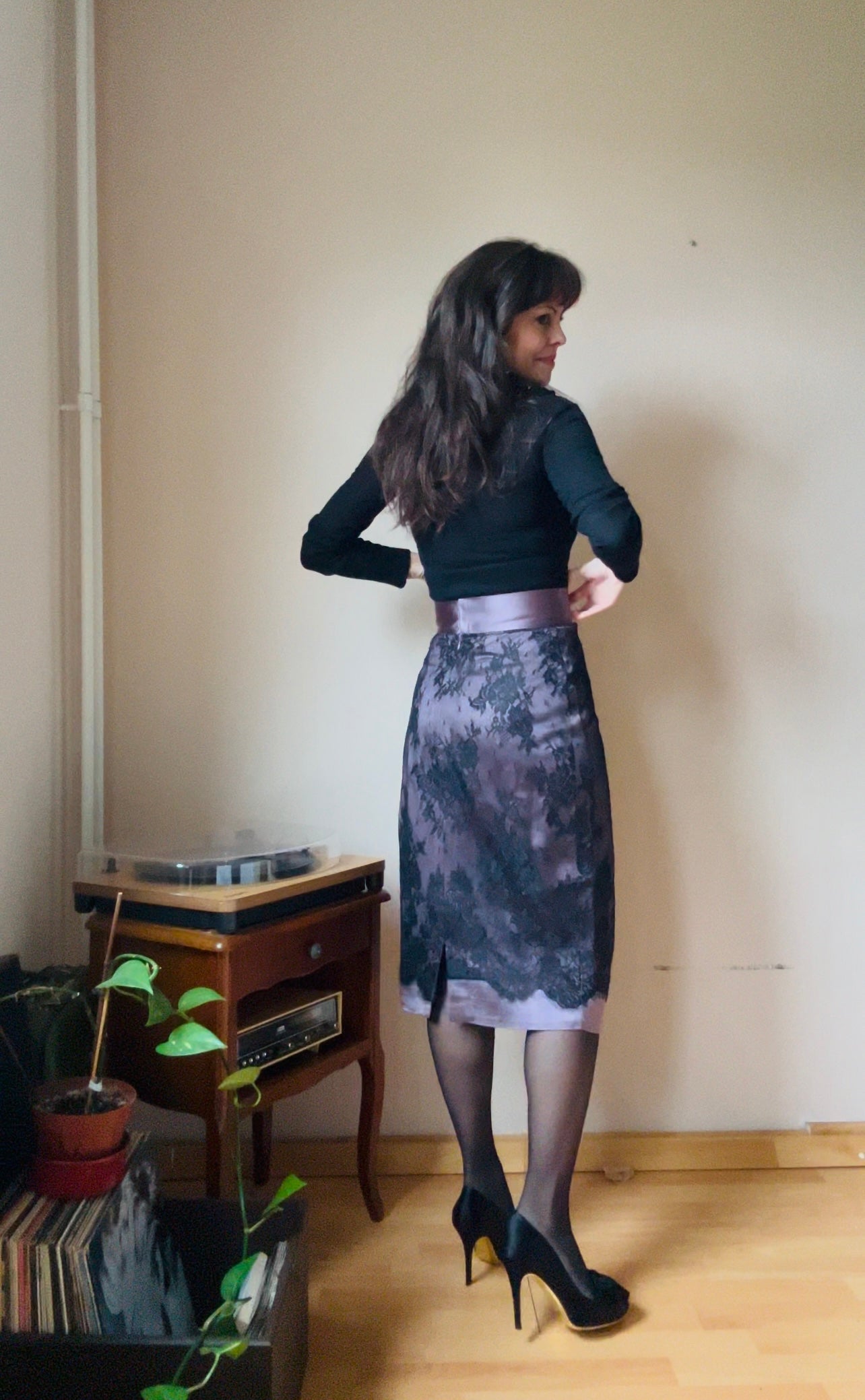 Vintage satin & lace cocktail skirt