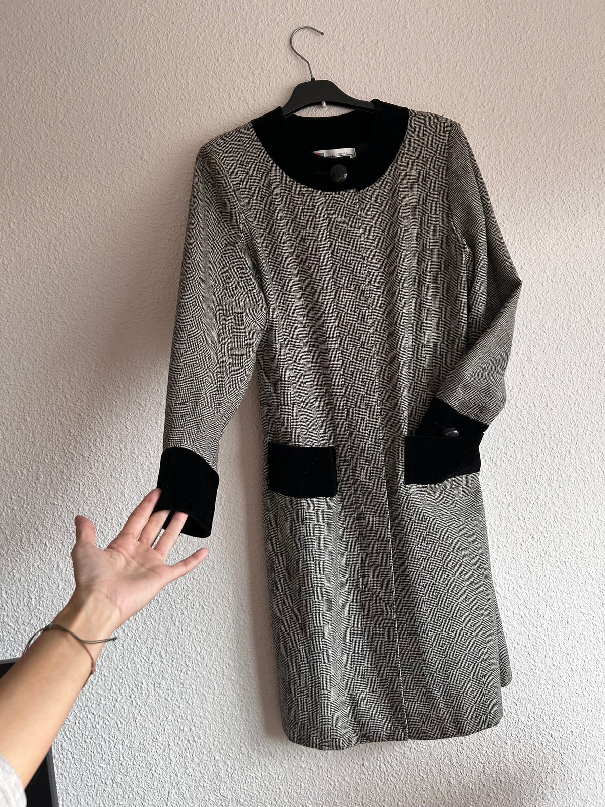 Vintage Givenchy Paris Houndstooth wool Midi Dress