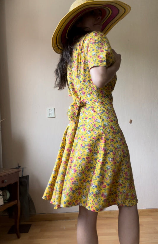 Vintage floral print dress