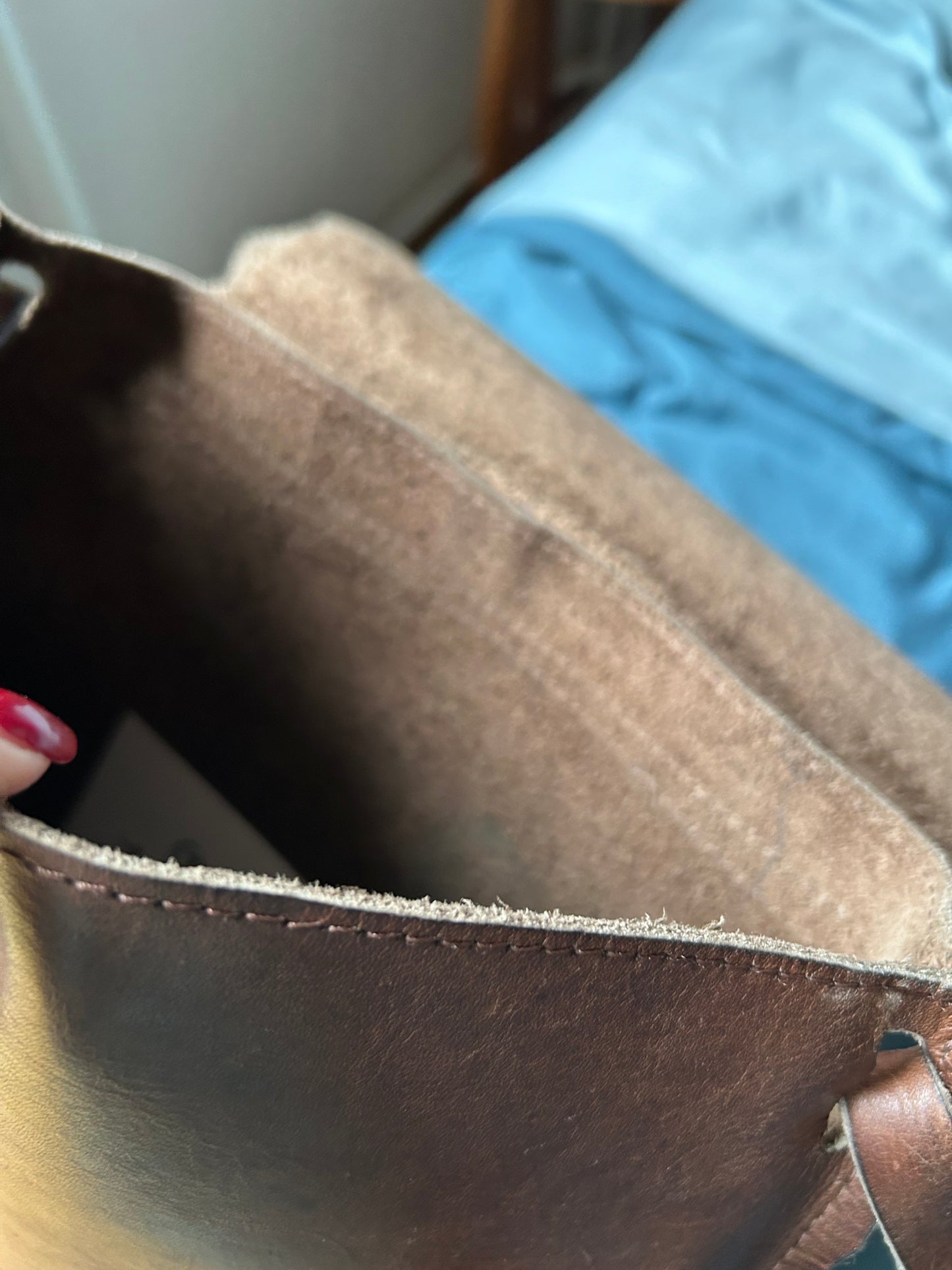 Vintage leather tote bag