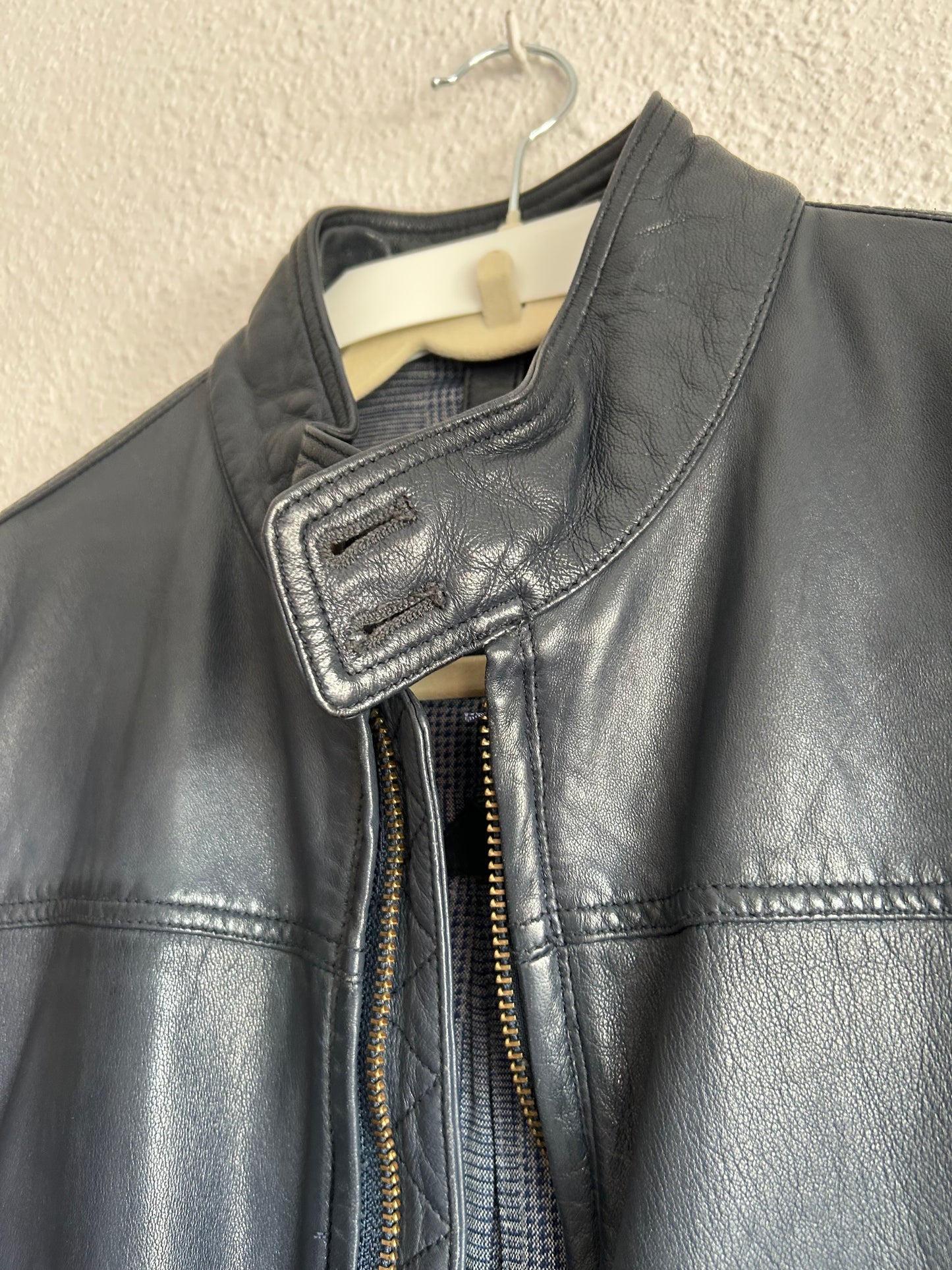 Massimo Dutti Leather jacket (Men-M)