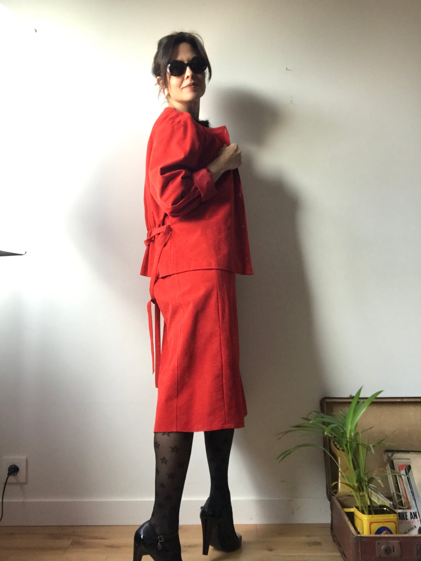 Vintage daim skirt suit