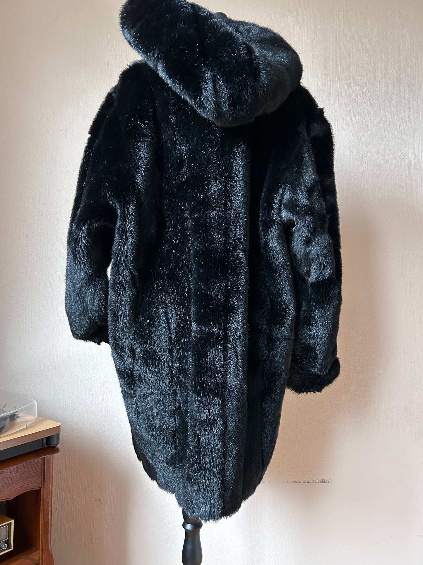 Faux fur hoodie coat L/XL