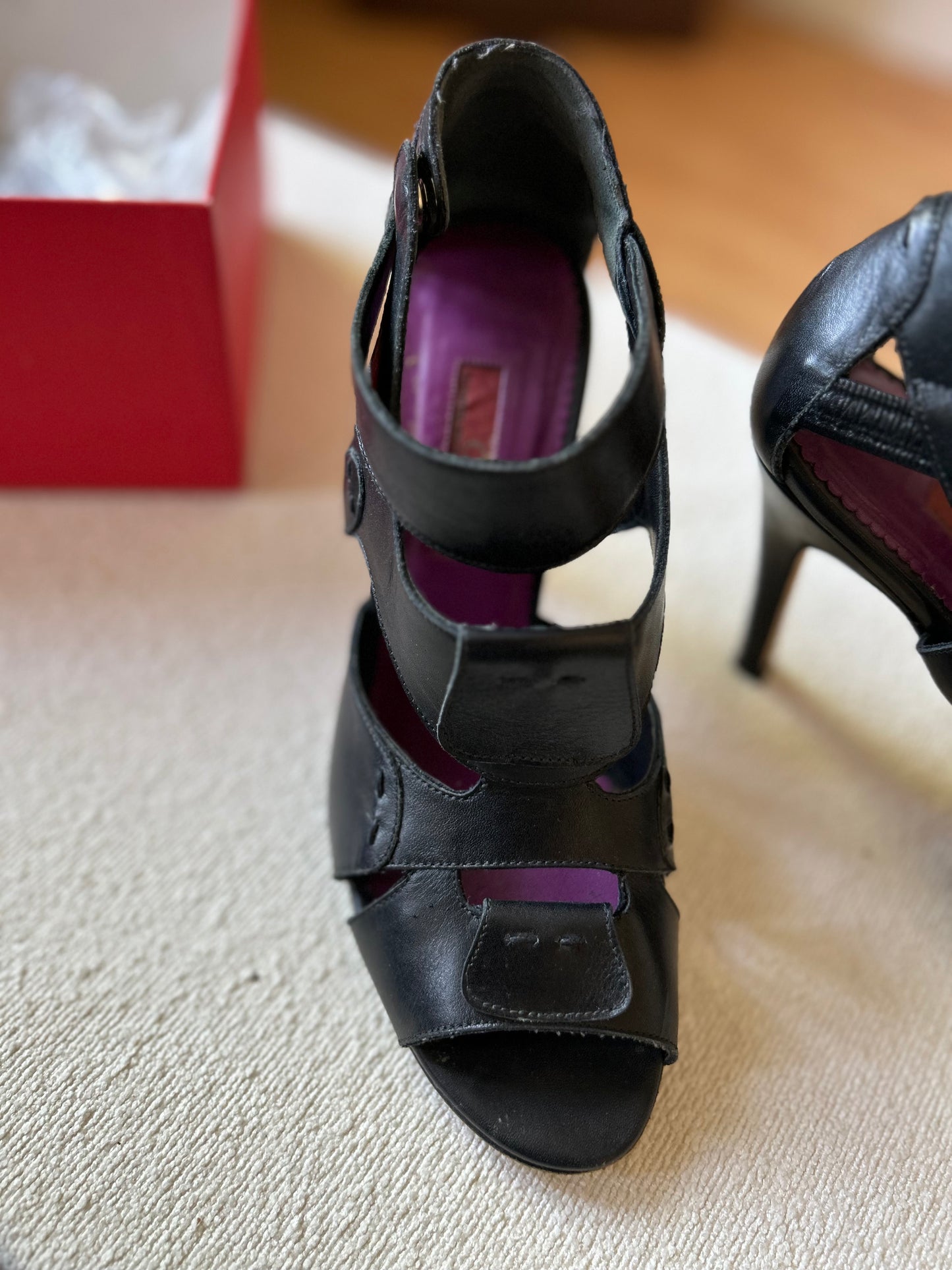 Carolina Herrera sandals