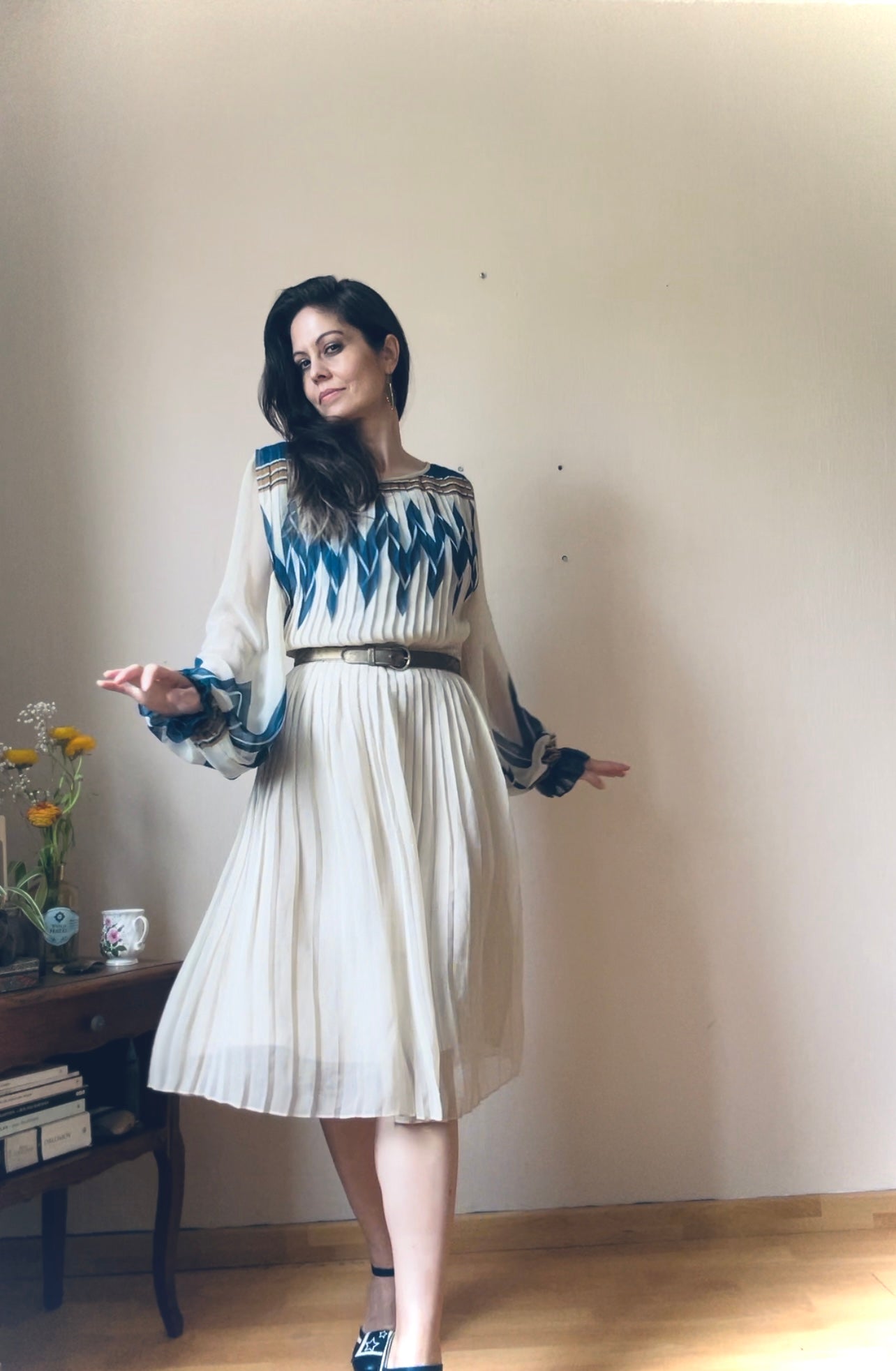 80s vintage tie belt dress