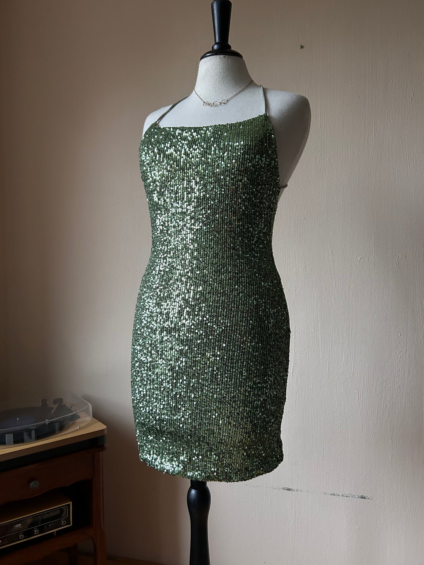 Open back sequin party dress