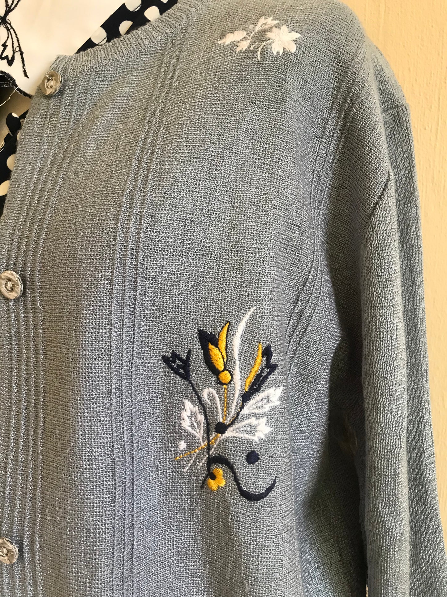 Cardigan with embroidered motifs