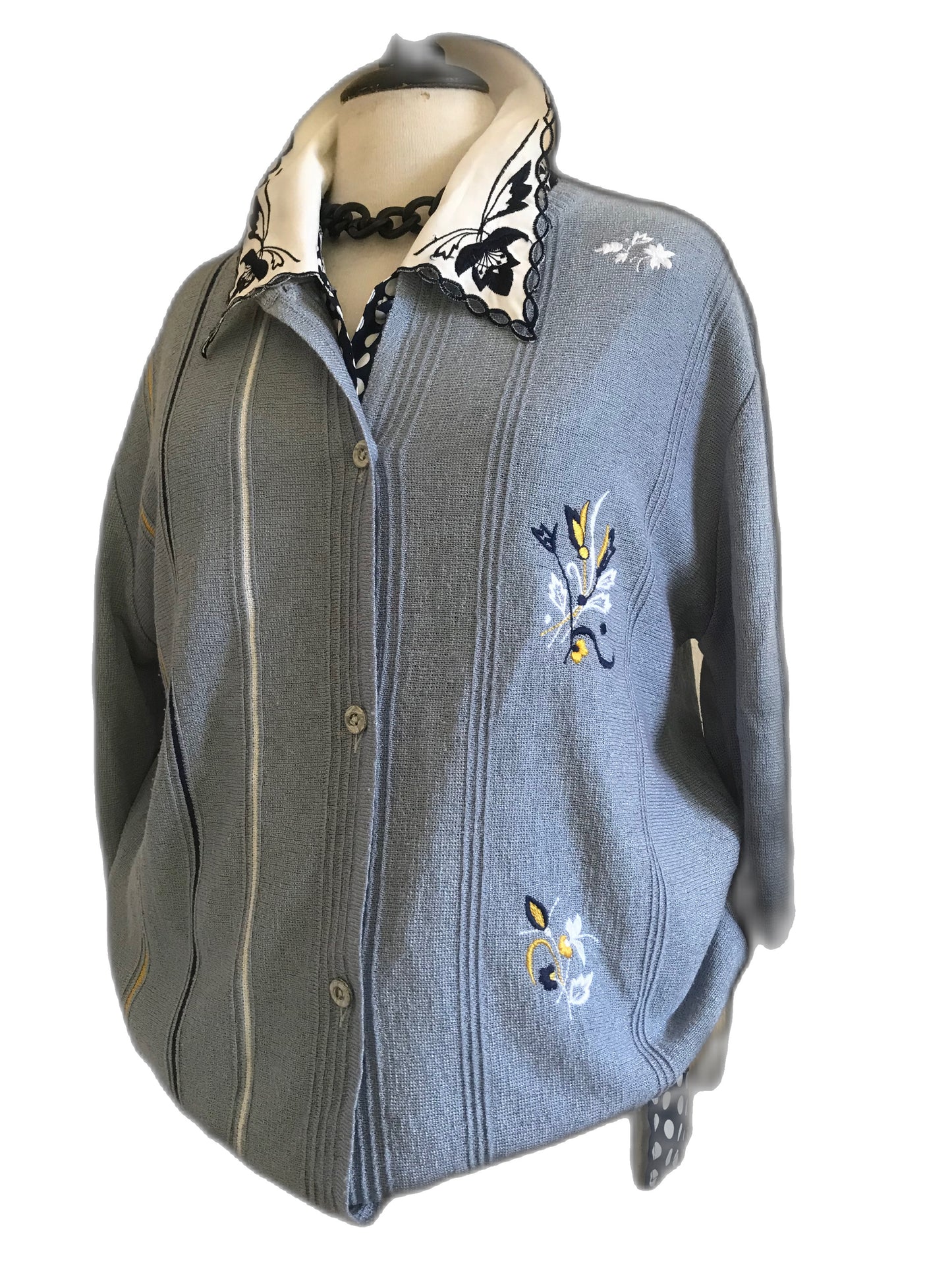 Cardigan with embroidered motifs