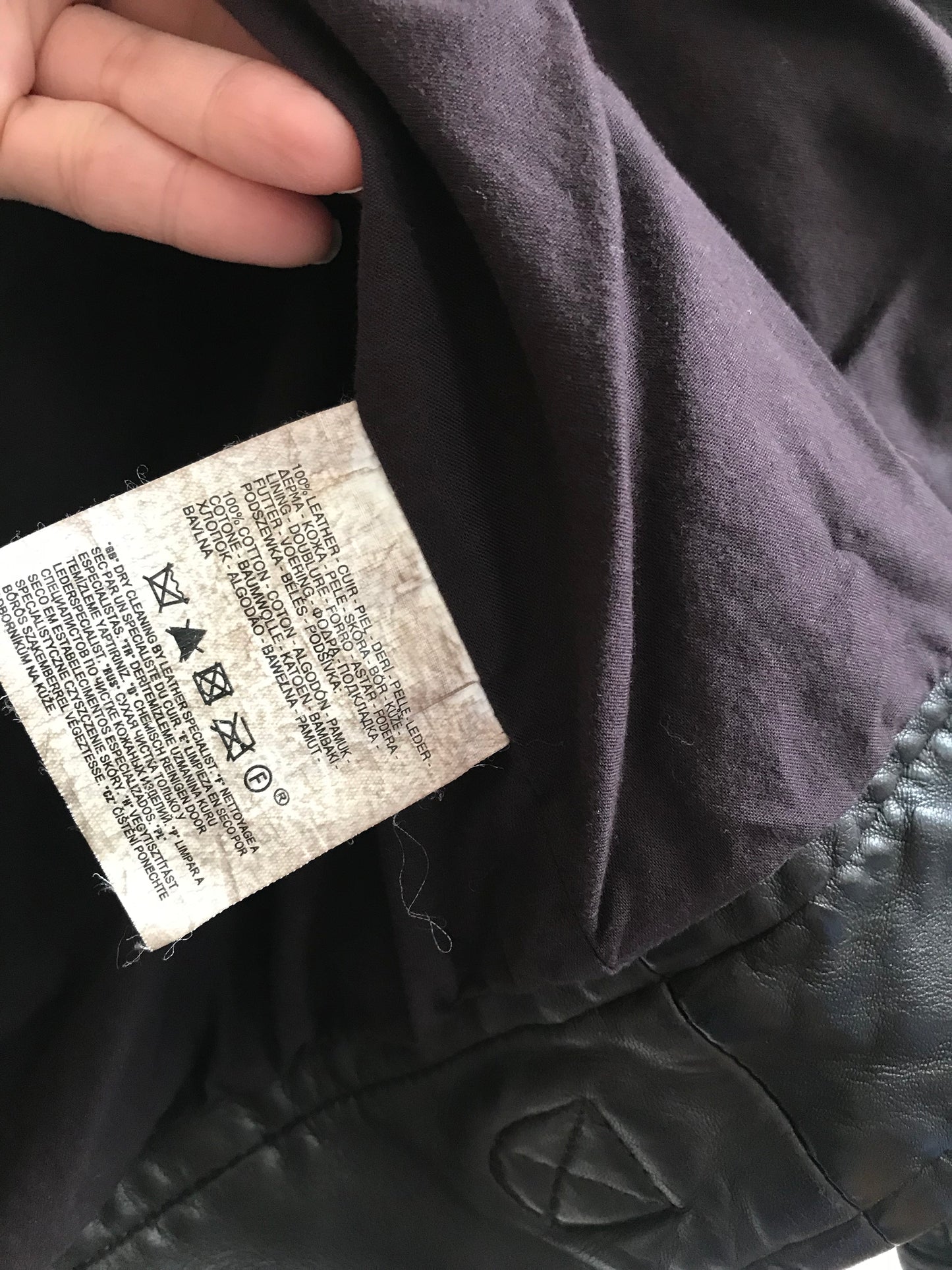 Levi’s leather jacket 90s