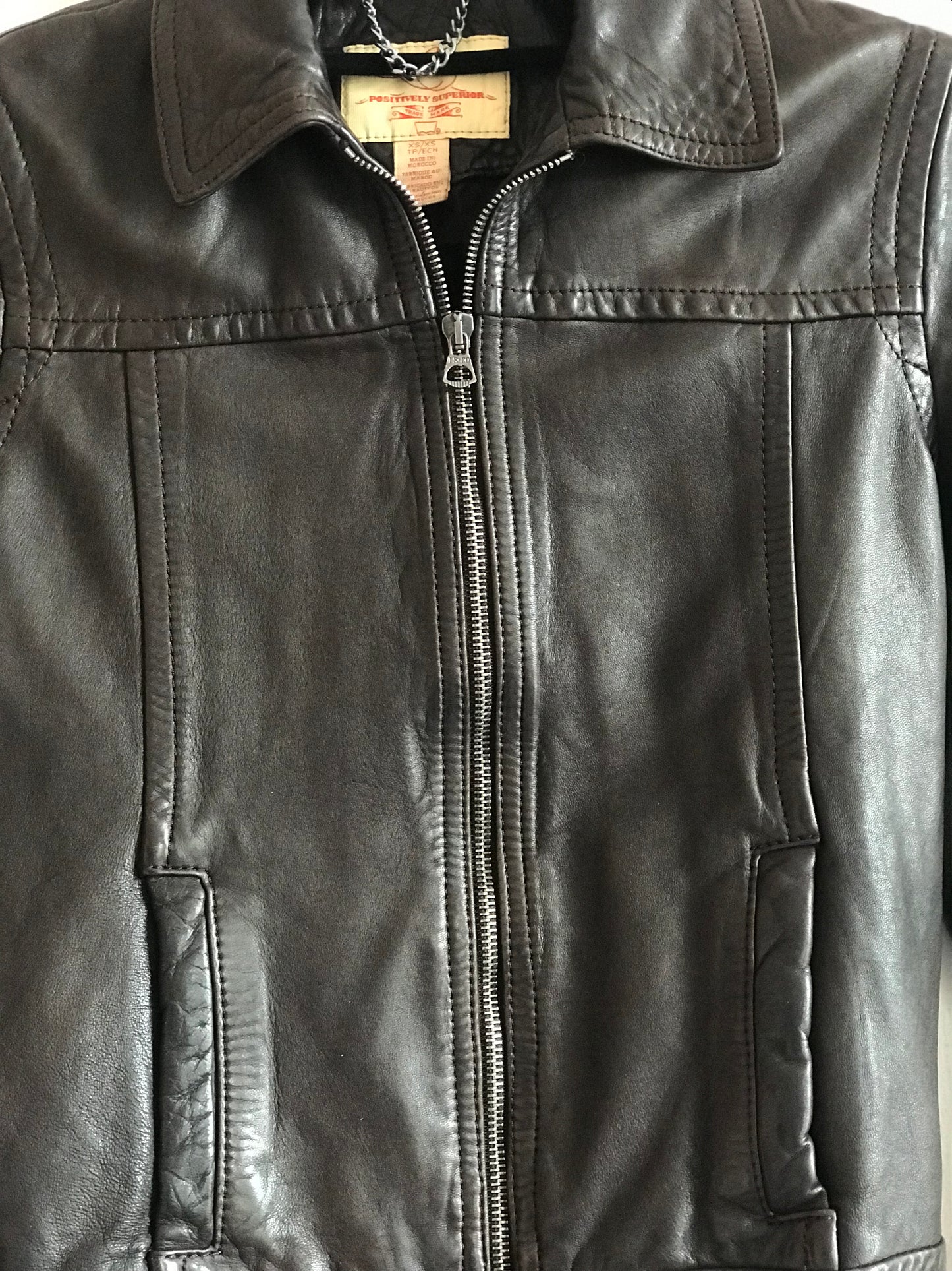 Levi’s leather jacket 90s