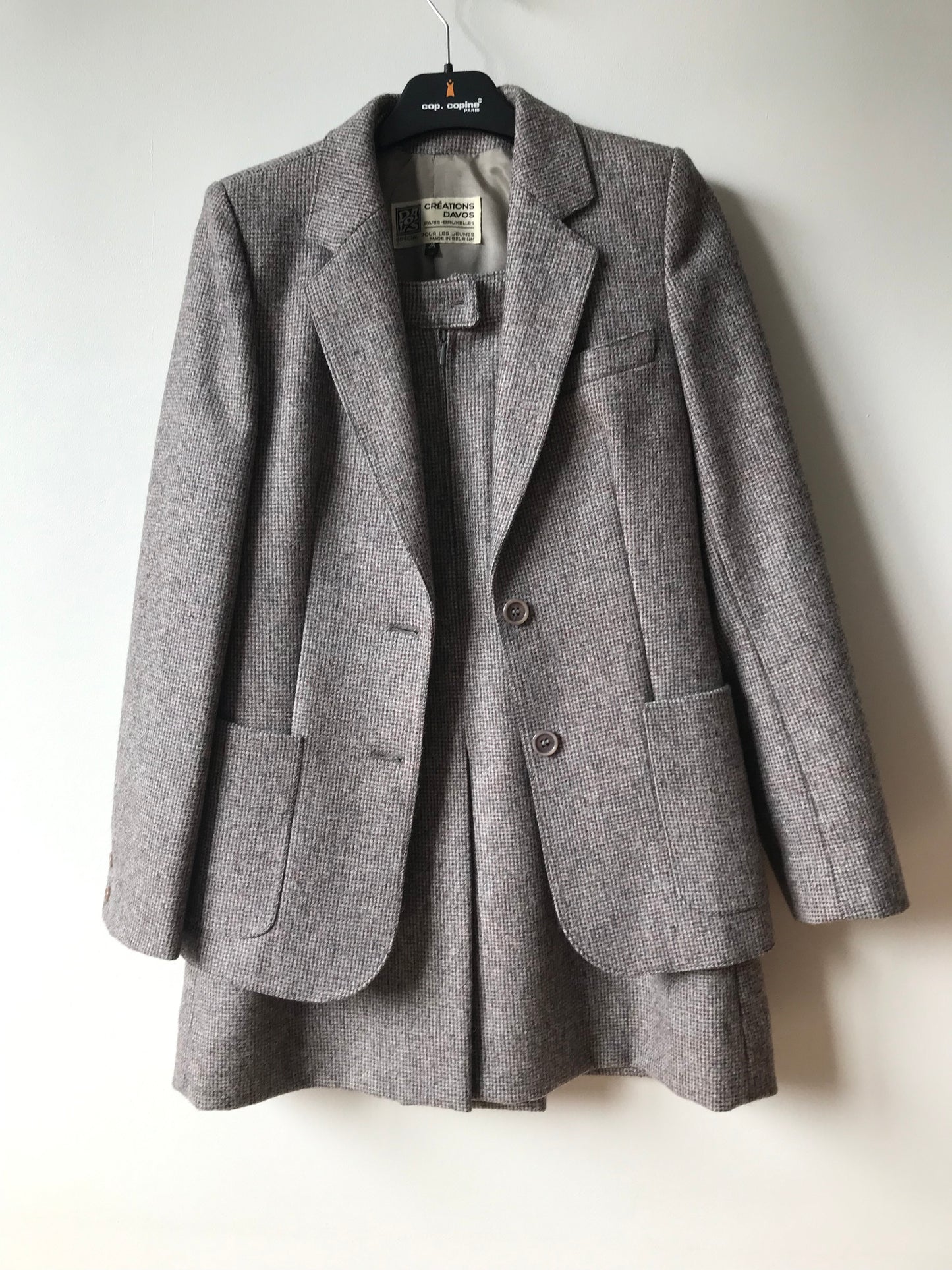 90s Vintage wool skirt suit