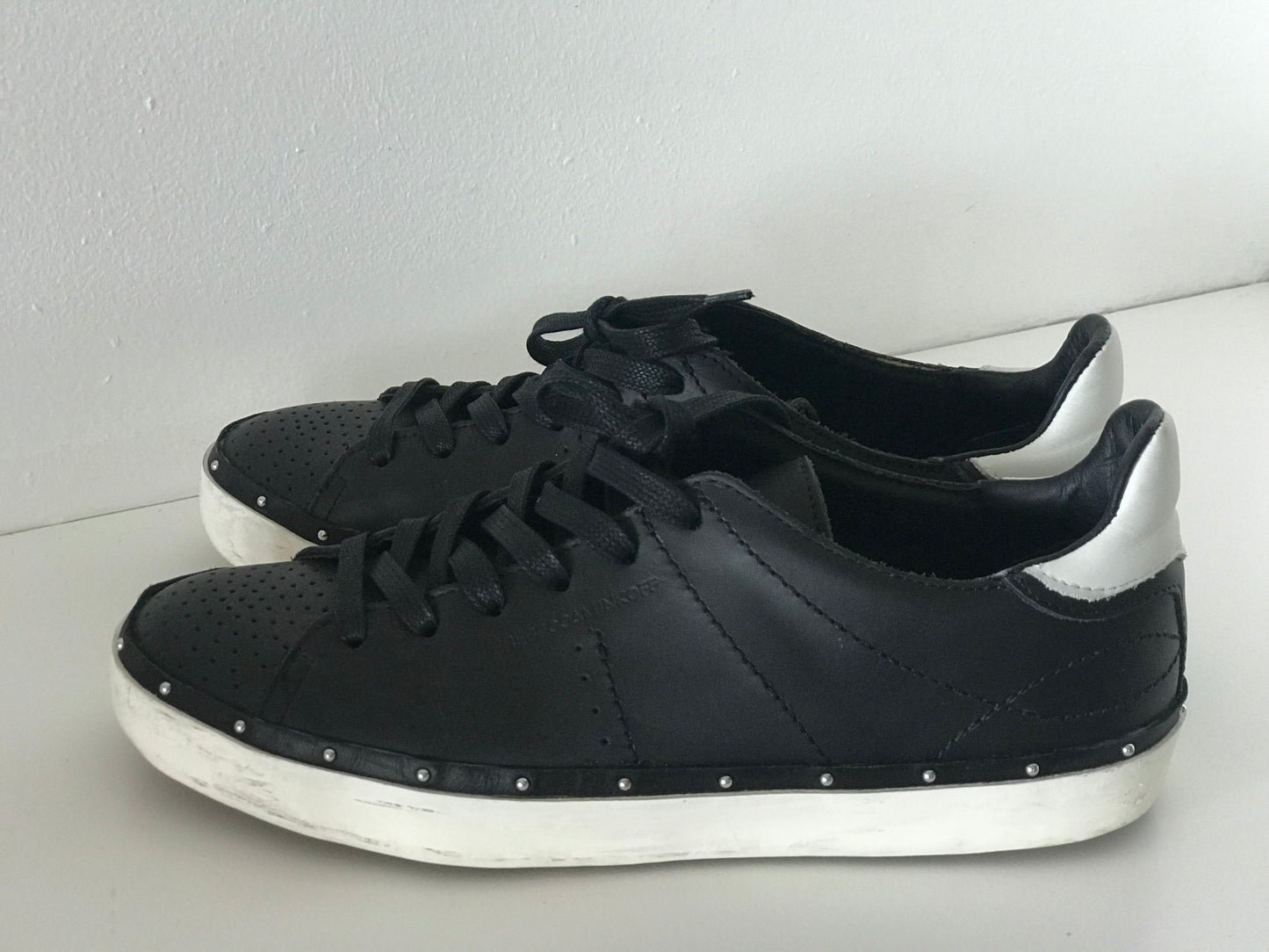 Rebecca Minkoff sneakers 37