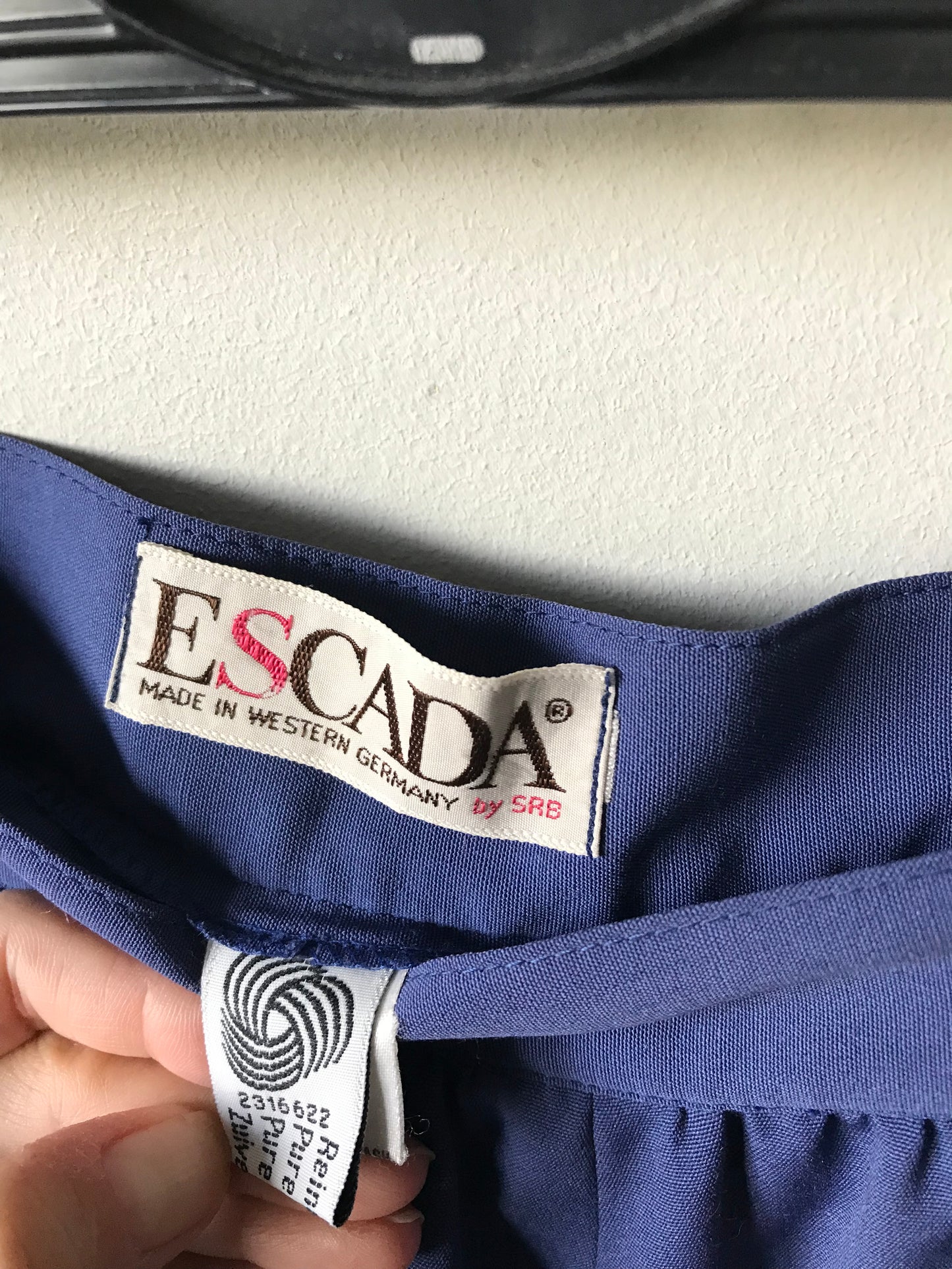 Escada skirt pants