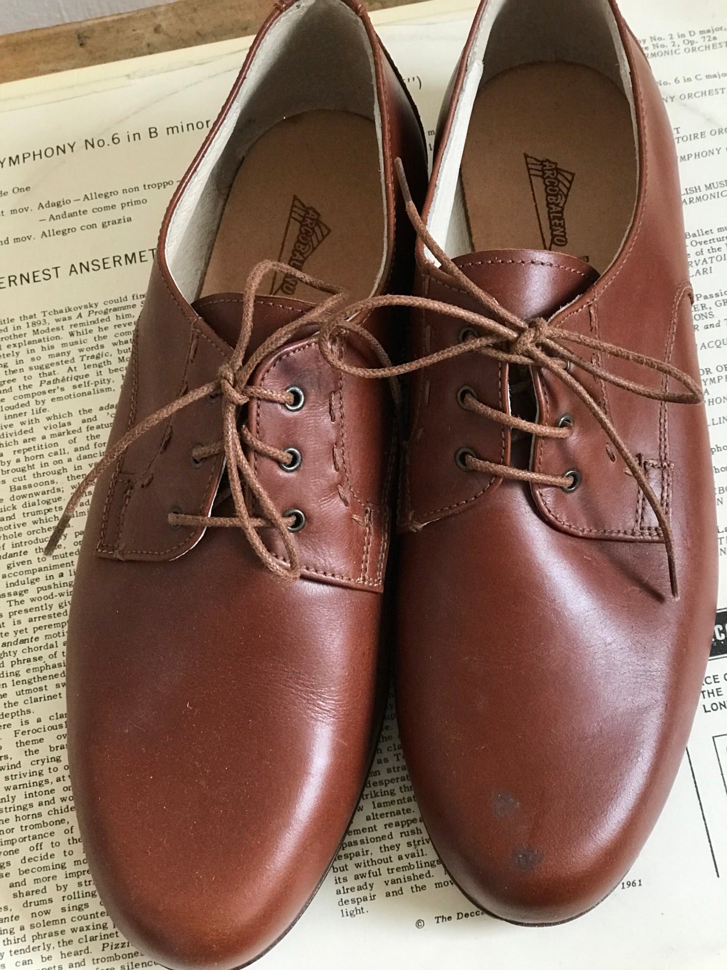 oxford lace up shoes