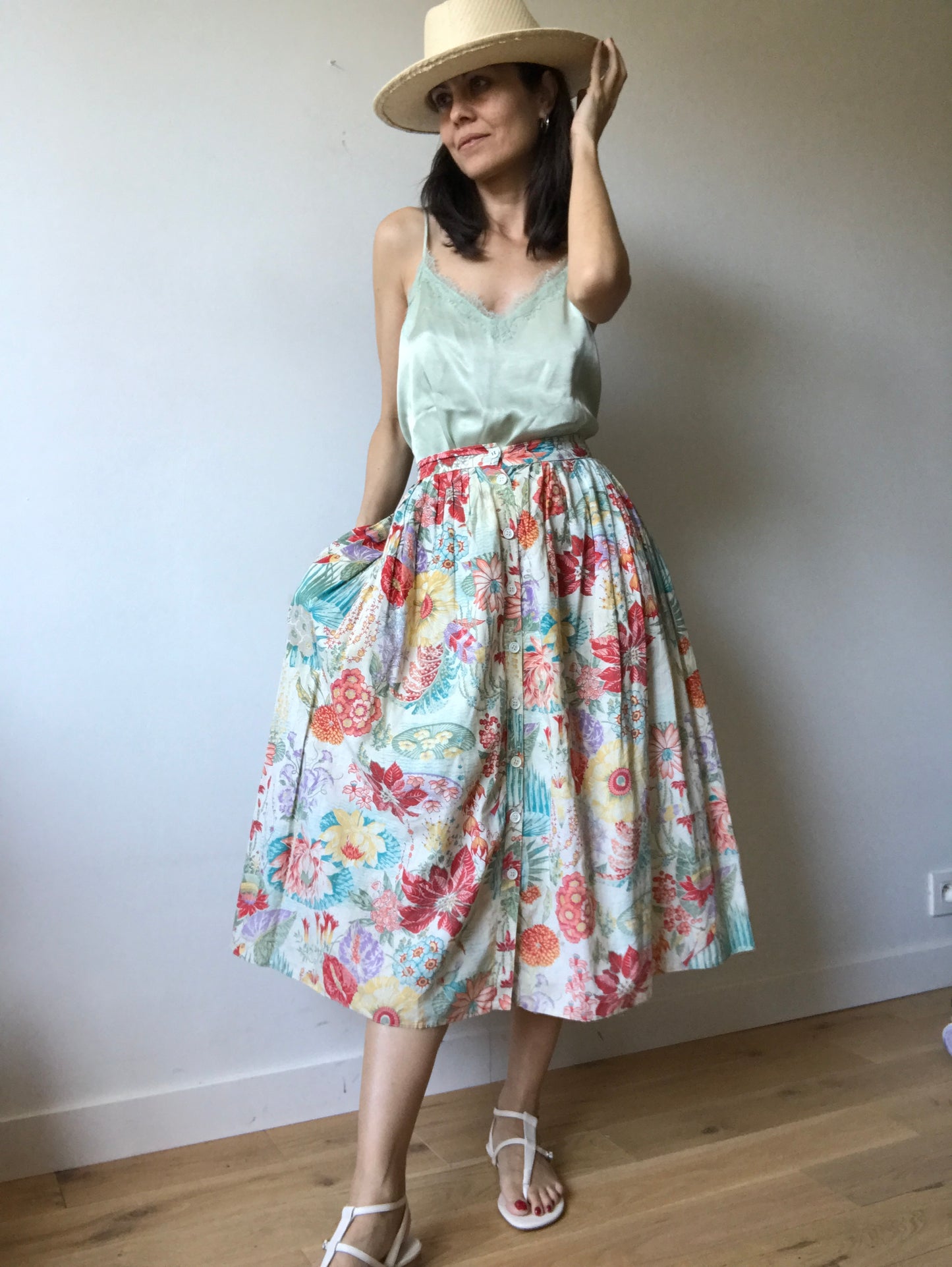 Floral print vintage midi skirt