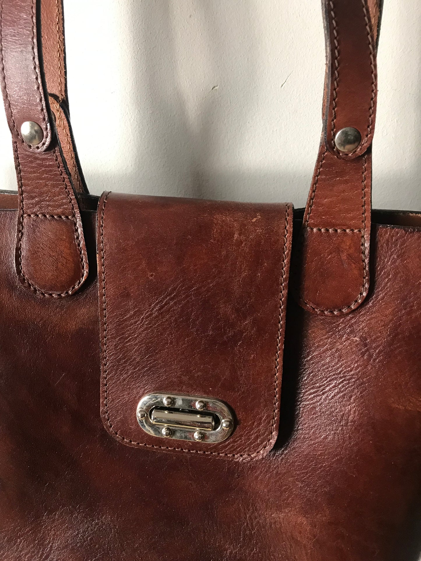 Vintage Solid Leather Handbag