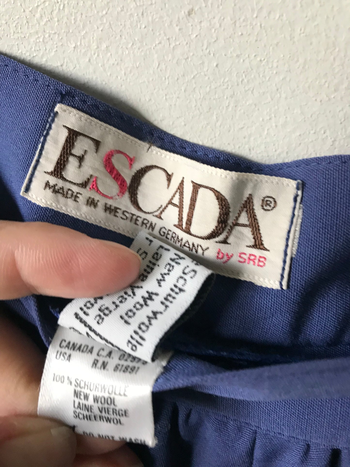 Escada skirt pants