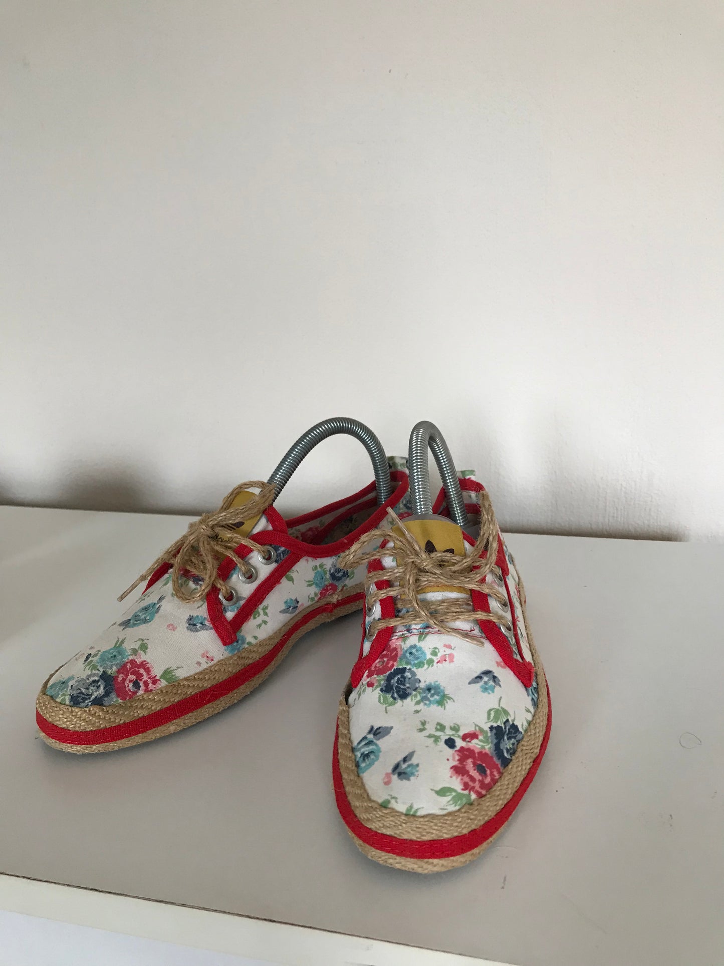 Vintage Adidas floral print lace ups