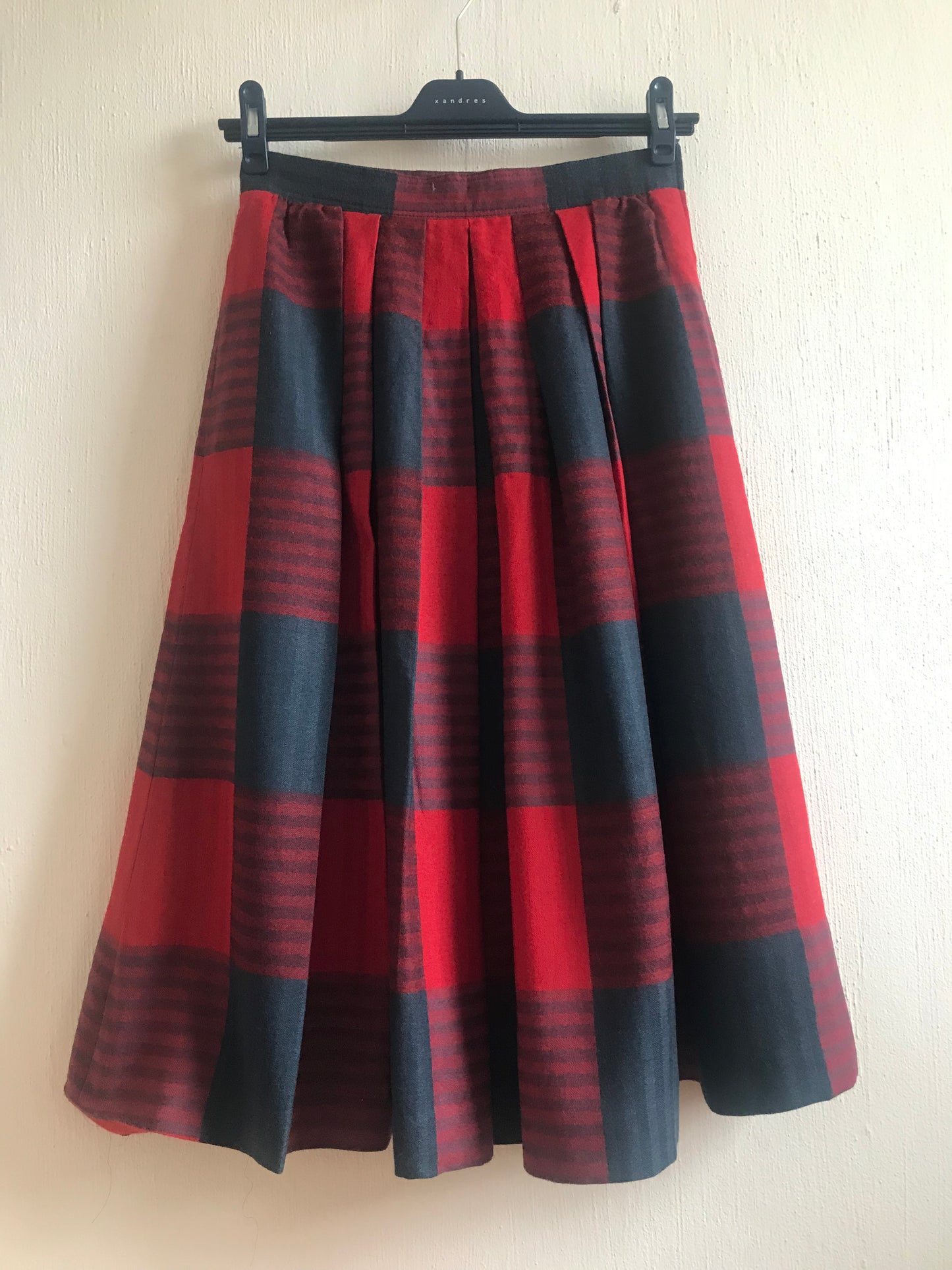 Vinatge pleated skirt