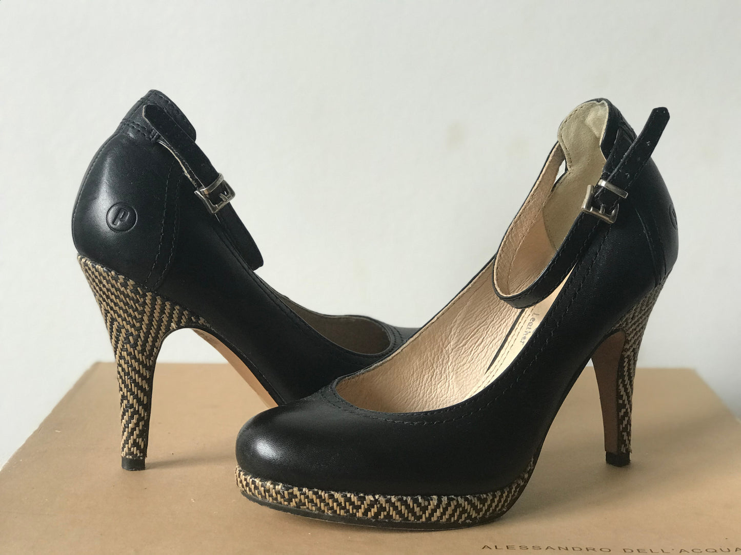 Vintage mary jane pumps