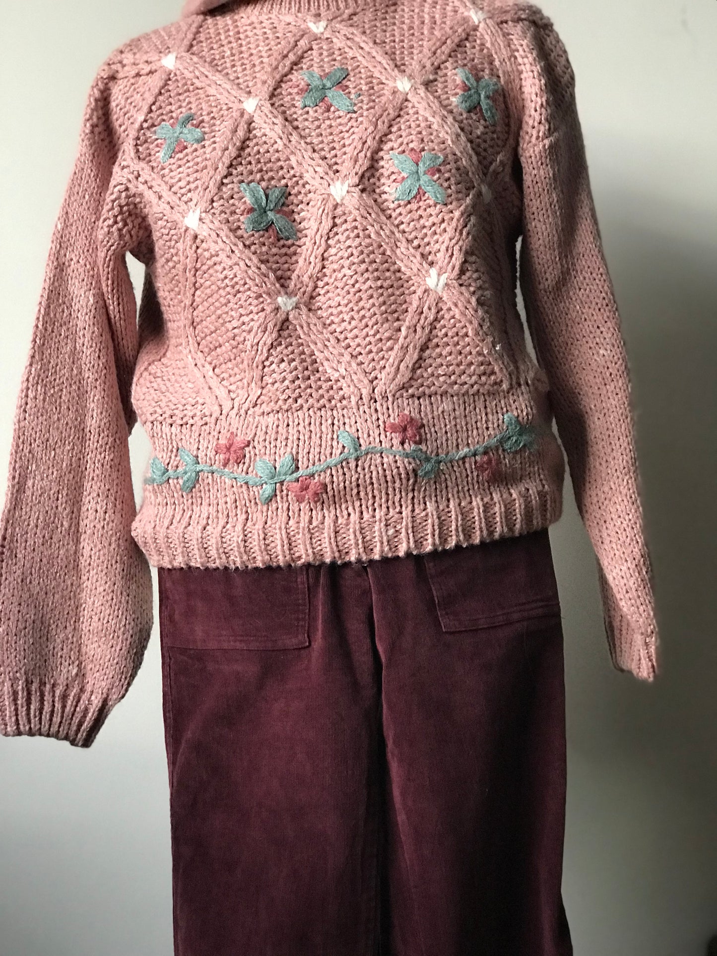 Vintage knited floral sweater