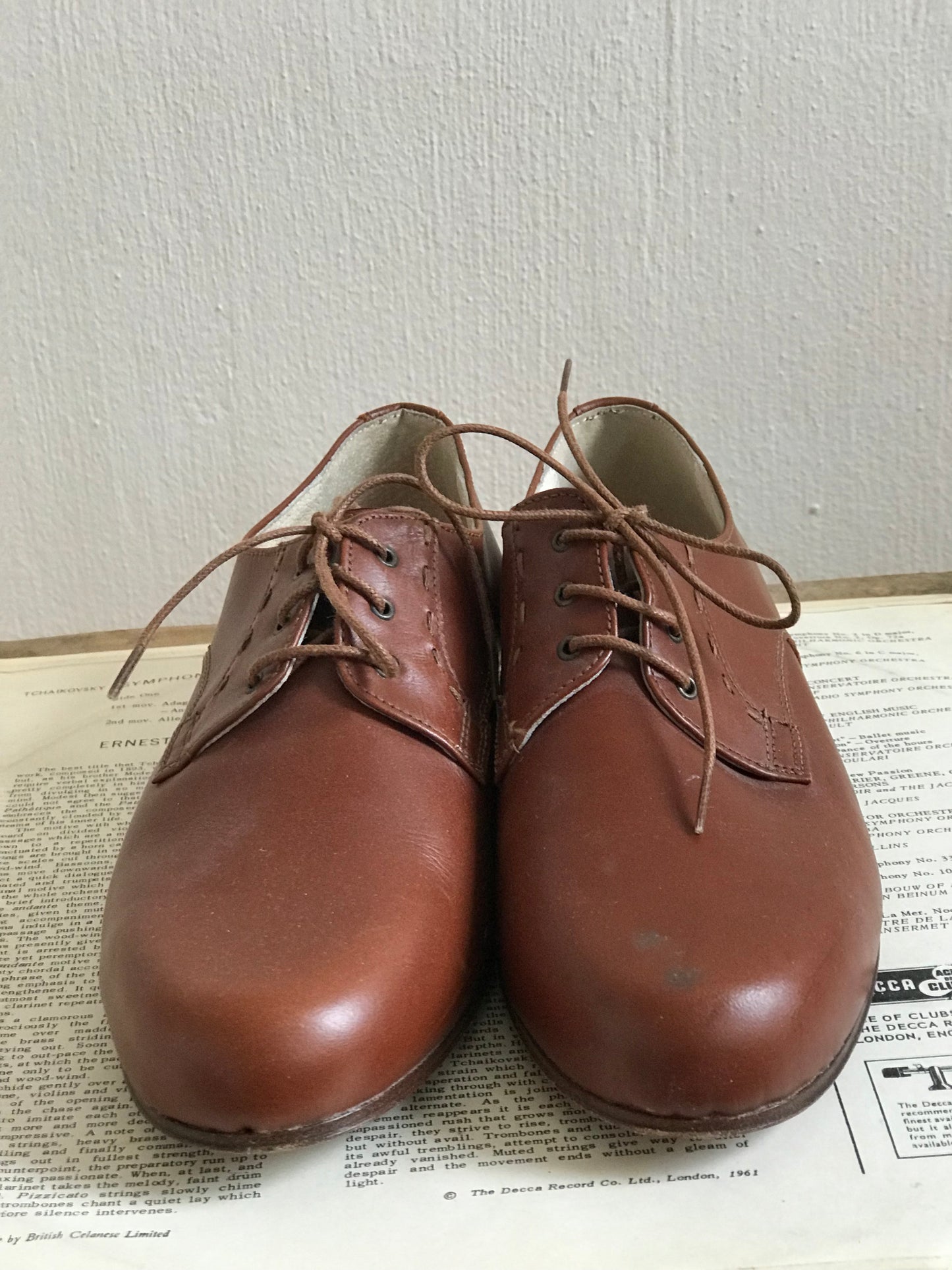 oxford lace up shoes