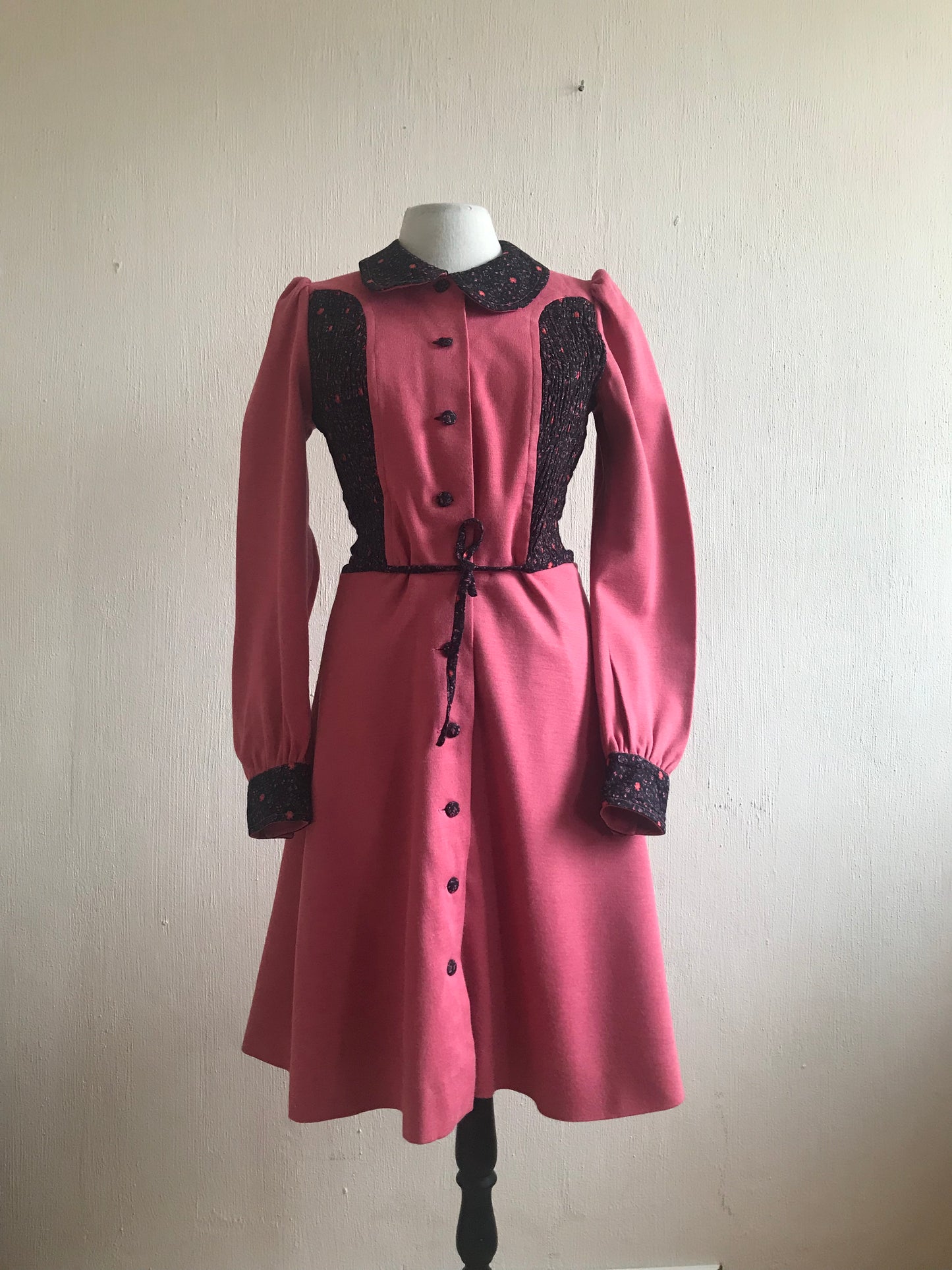 Vintage midi dress