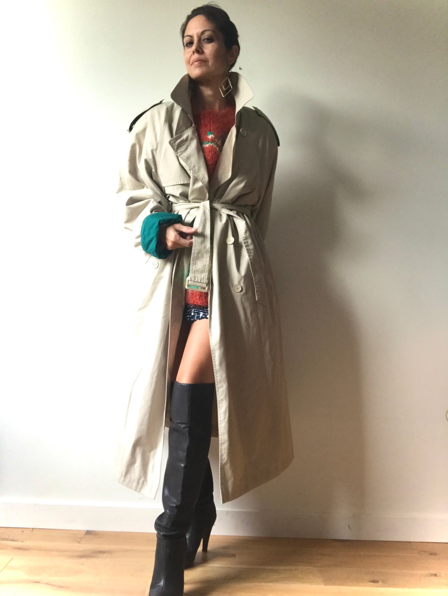 90s iconic trench coat