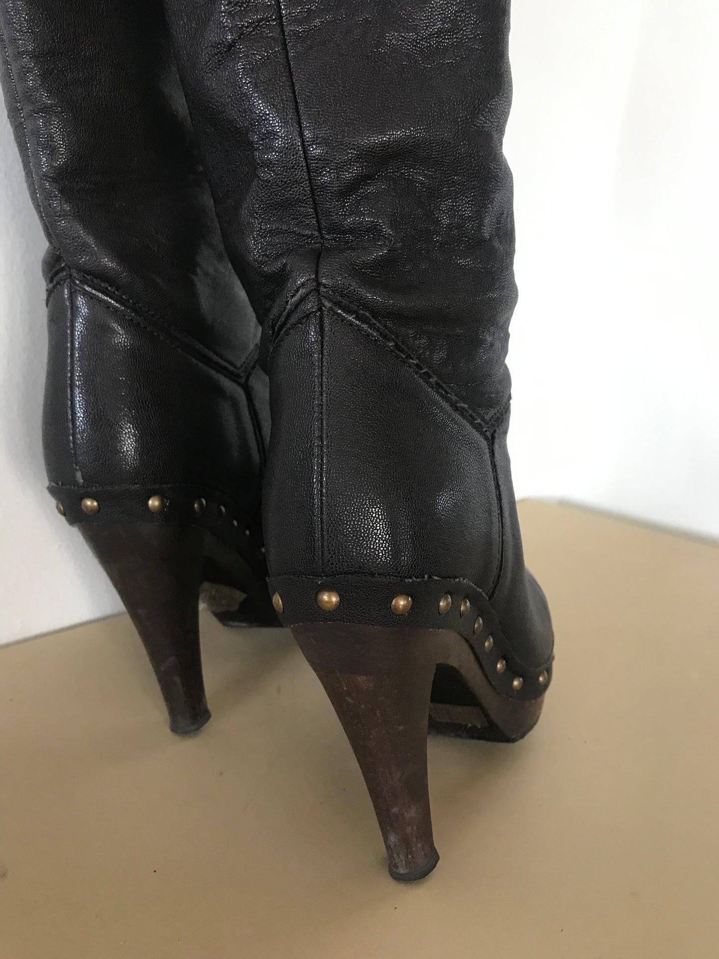 Stella McCartney boots 37