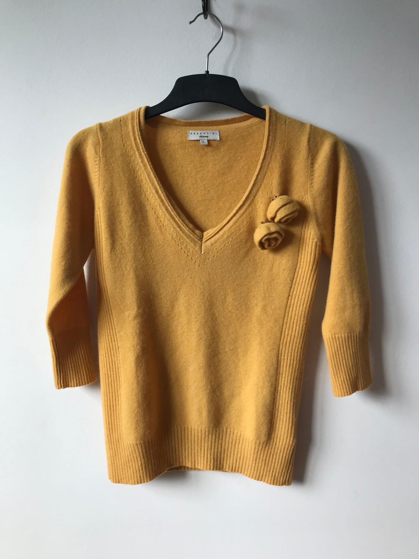 Essentiel 100% cashmere sweater