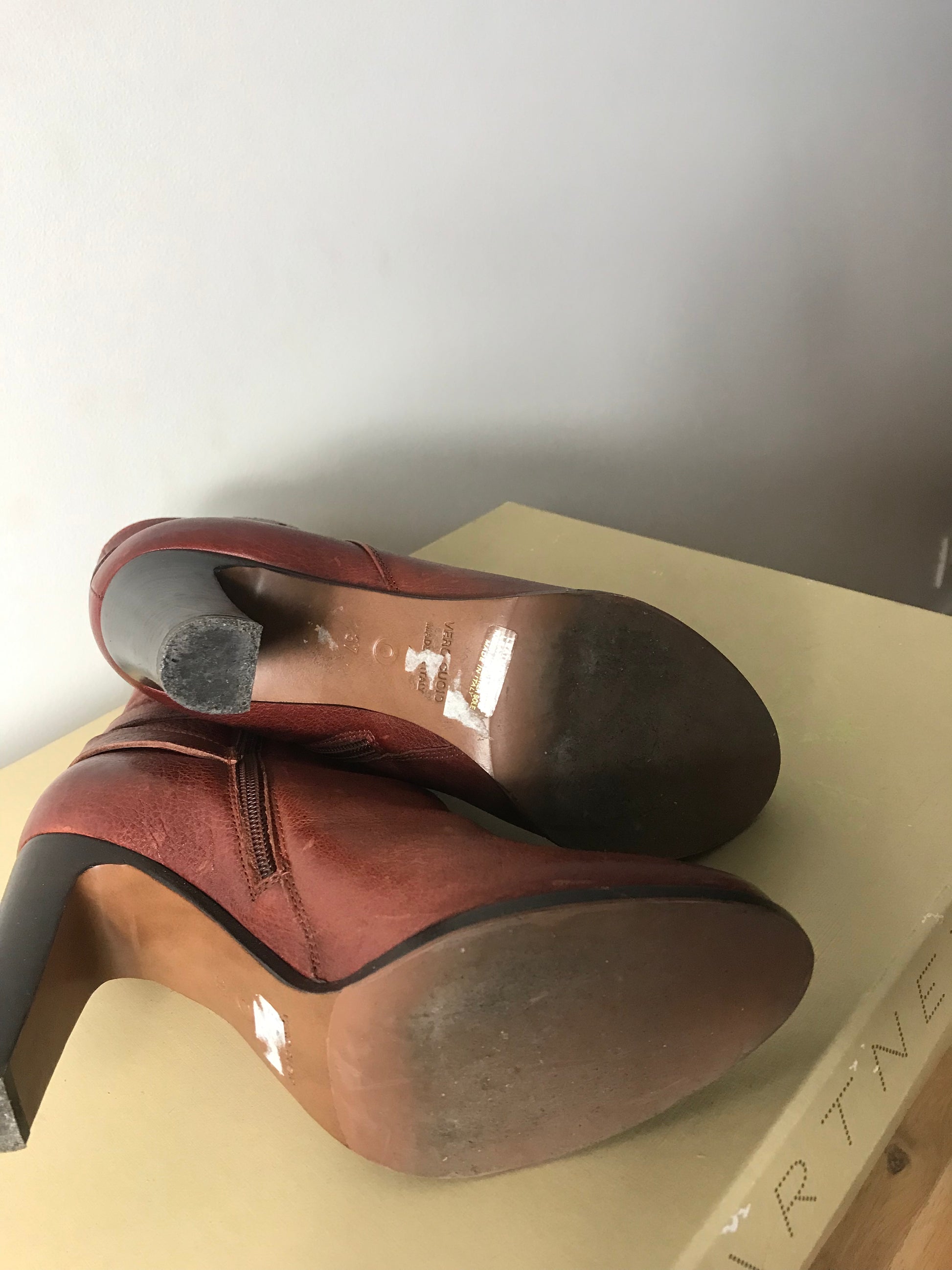 Vero cuoio brown leather boots deals