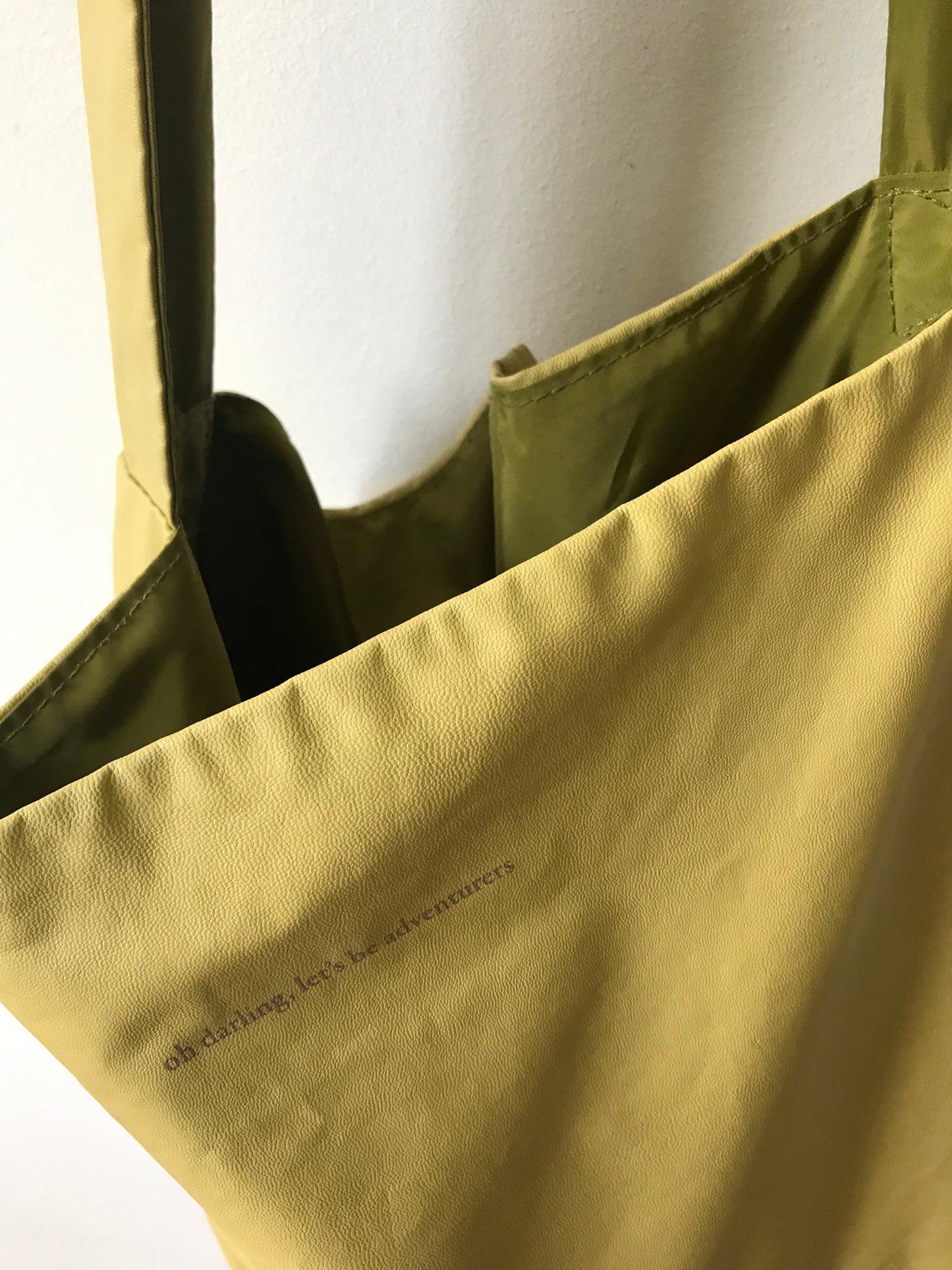 Oversized Tote bag