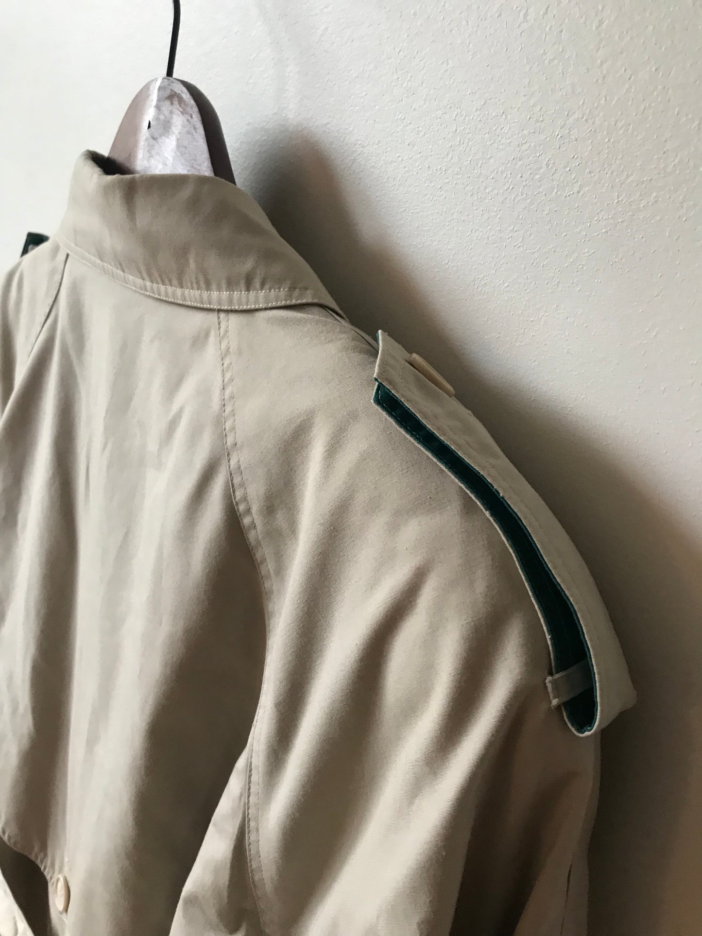 90s iconic trench coat