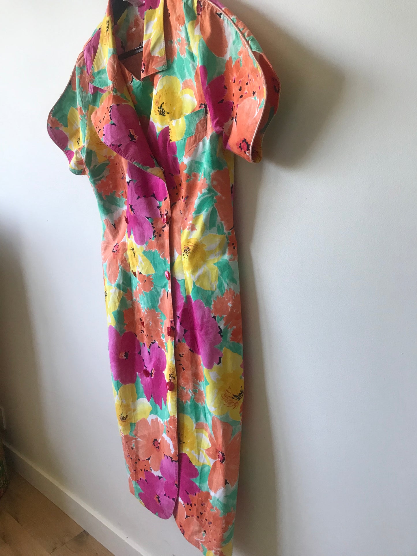 Floral print vintage dress